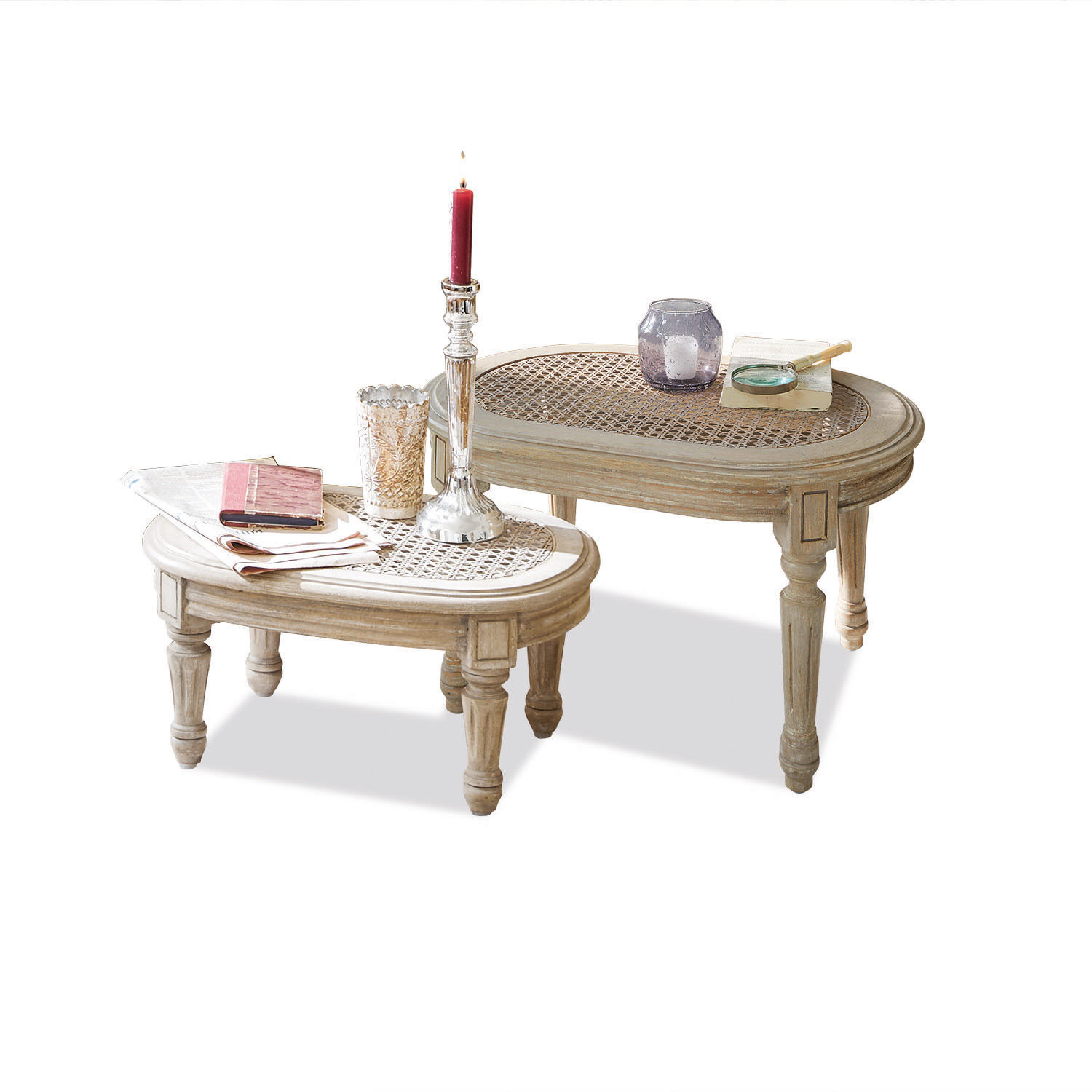 Coppia di tavolini di complemento Dronne Set di due tavolini in legno chiaro con piano traforato beige per soggiorno elegante