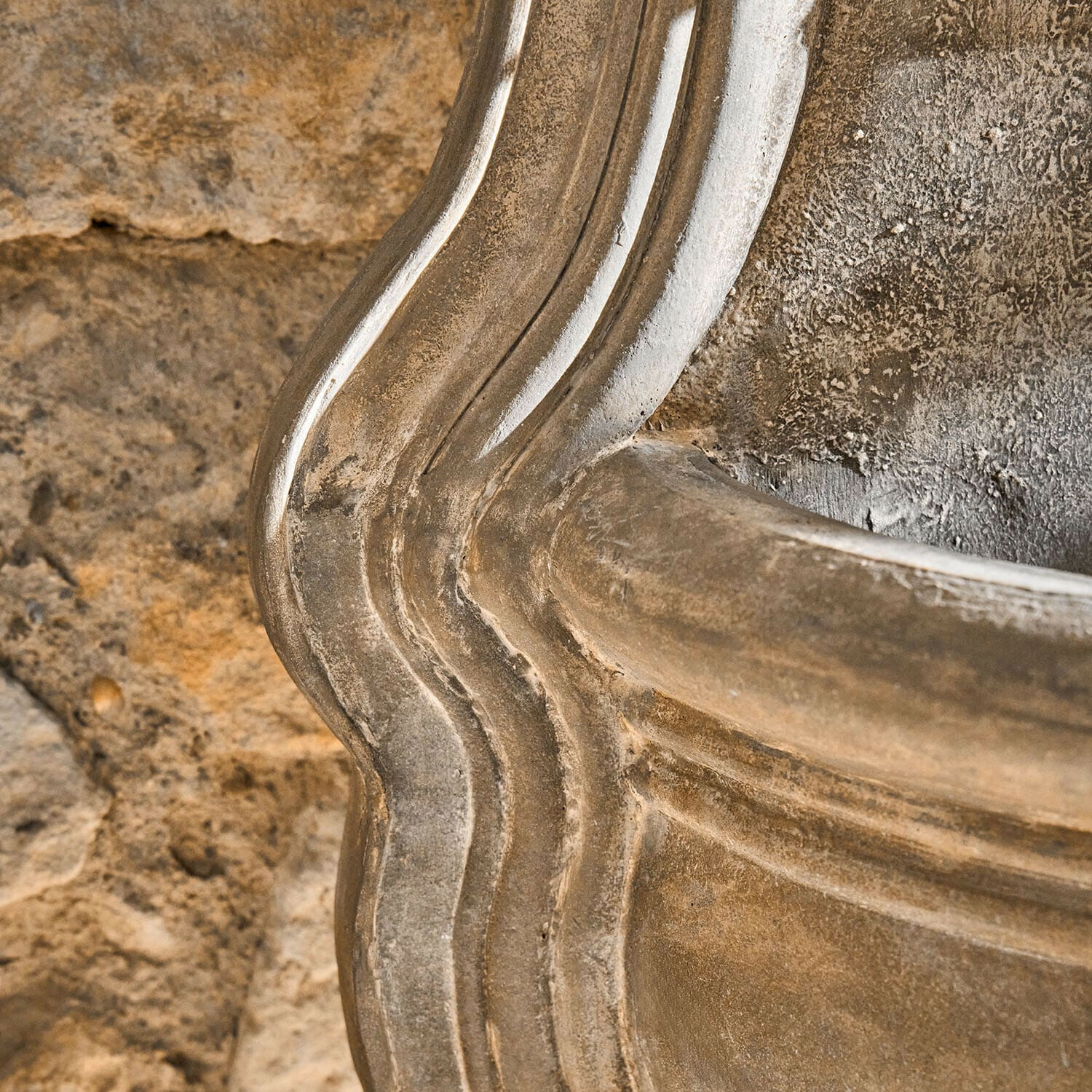 Fontana a muro Veliras