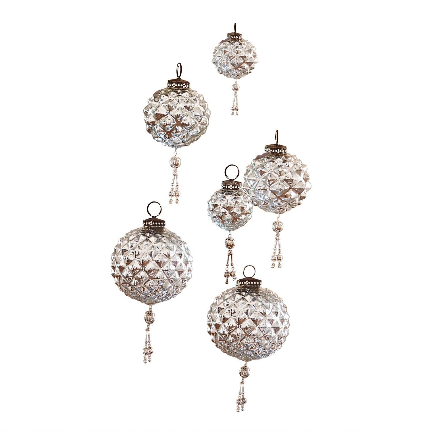 Set di 6 decorazioni natalizie Murron Set di decorazioni natalizie in vetro trasparente con ganci metallici e nappine decorative