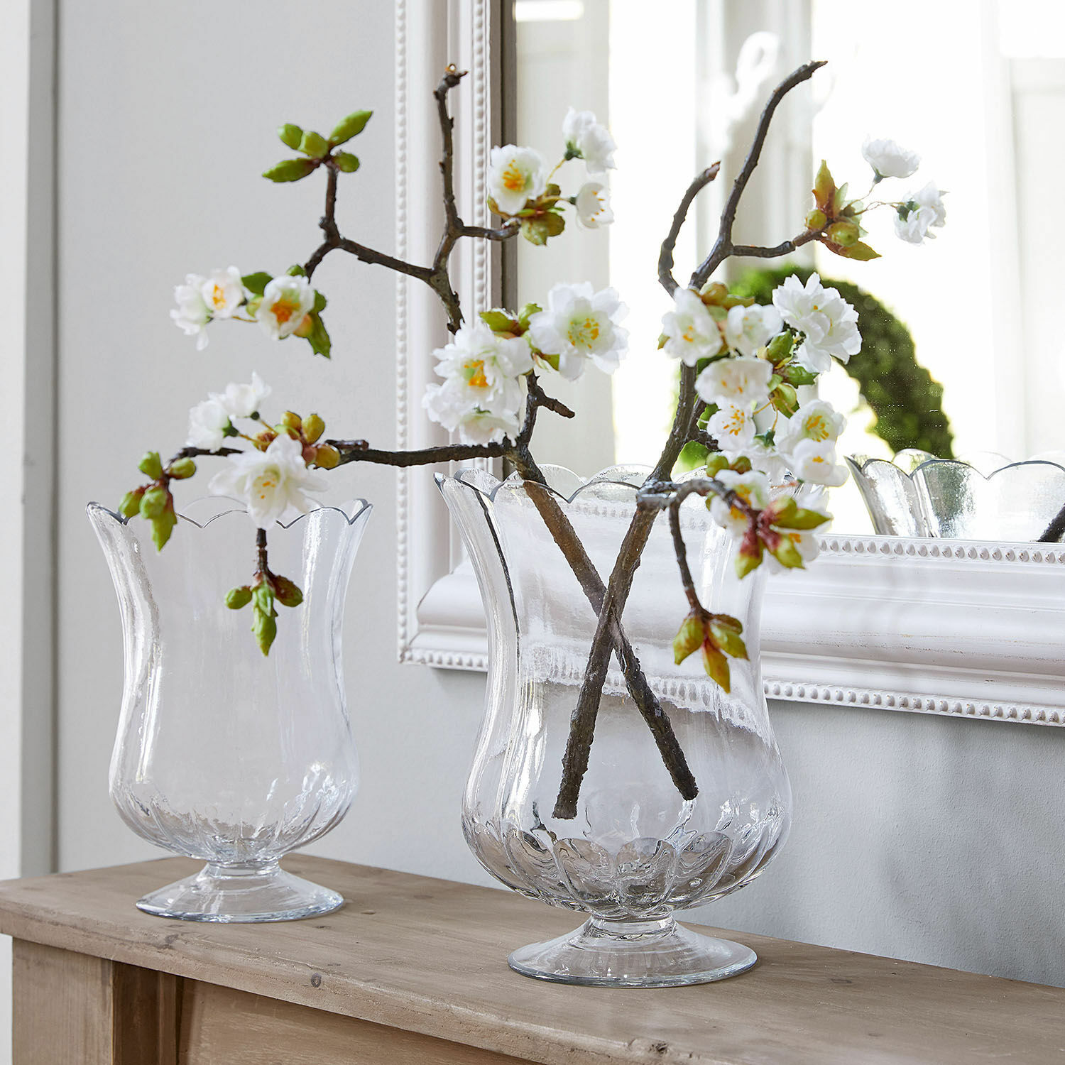 Coppia di fiori decorativi Gráda
