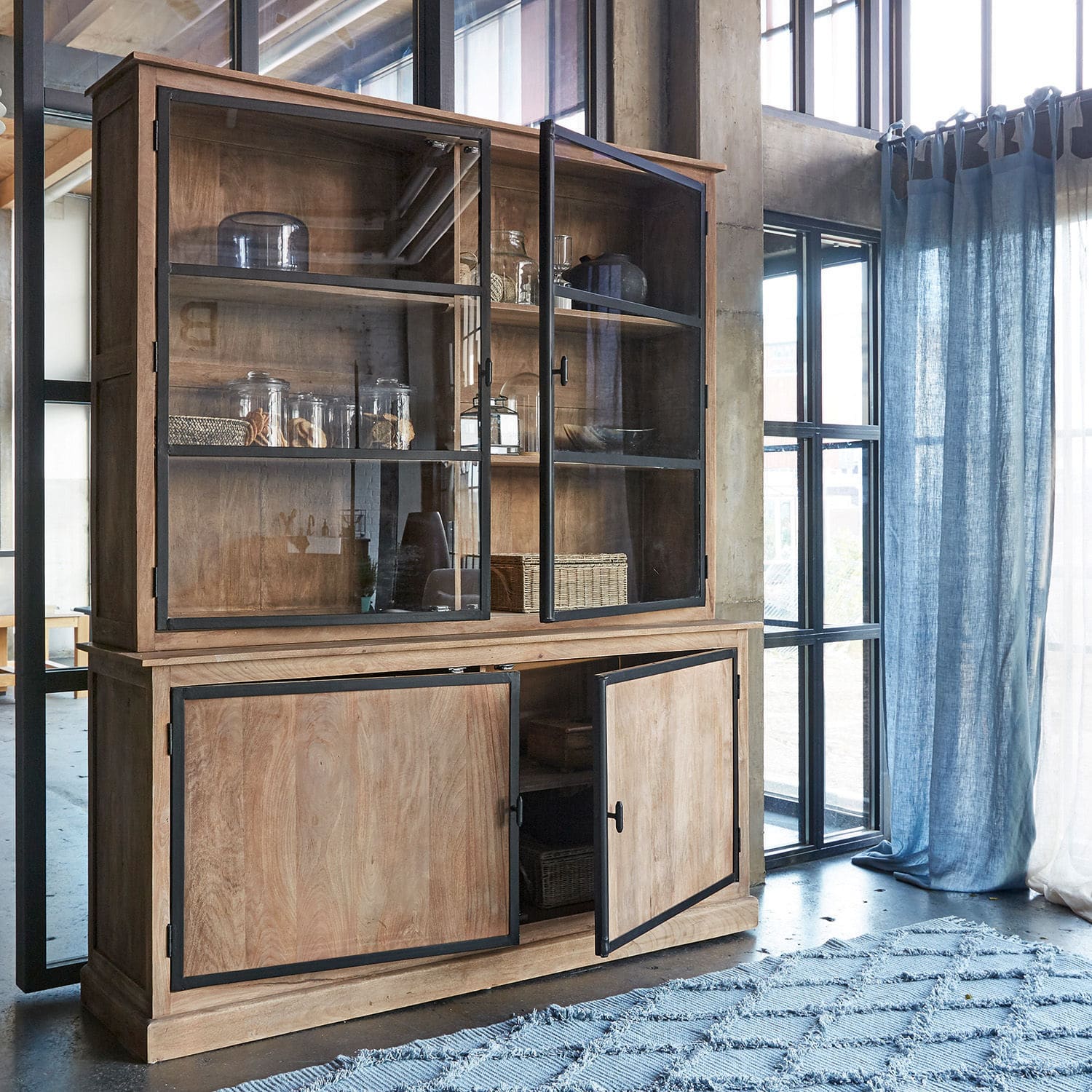 Credenza Leognan