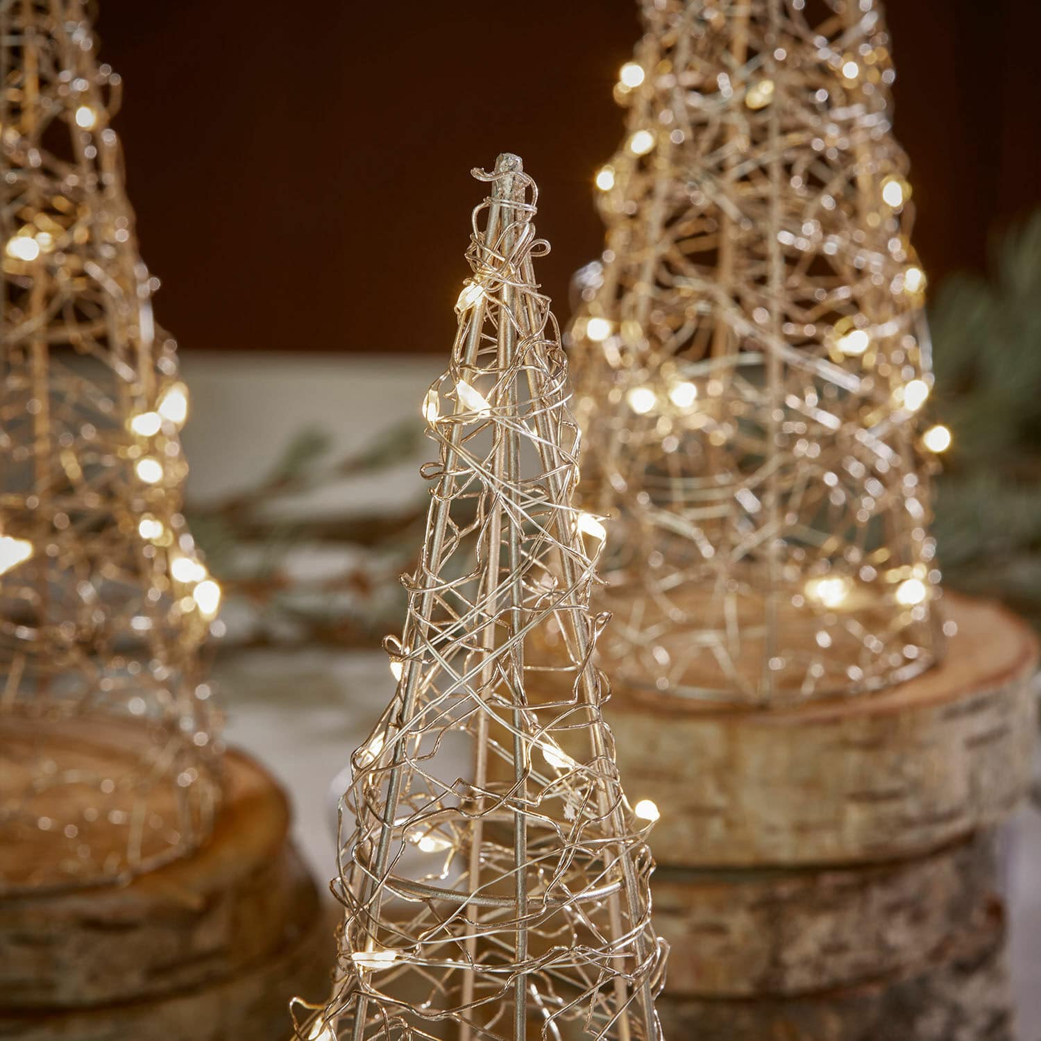 Set di 4 alberi a LED Velkrin