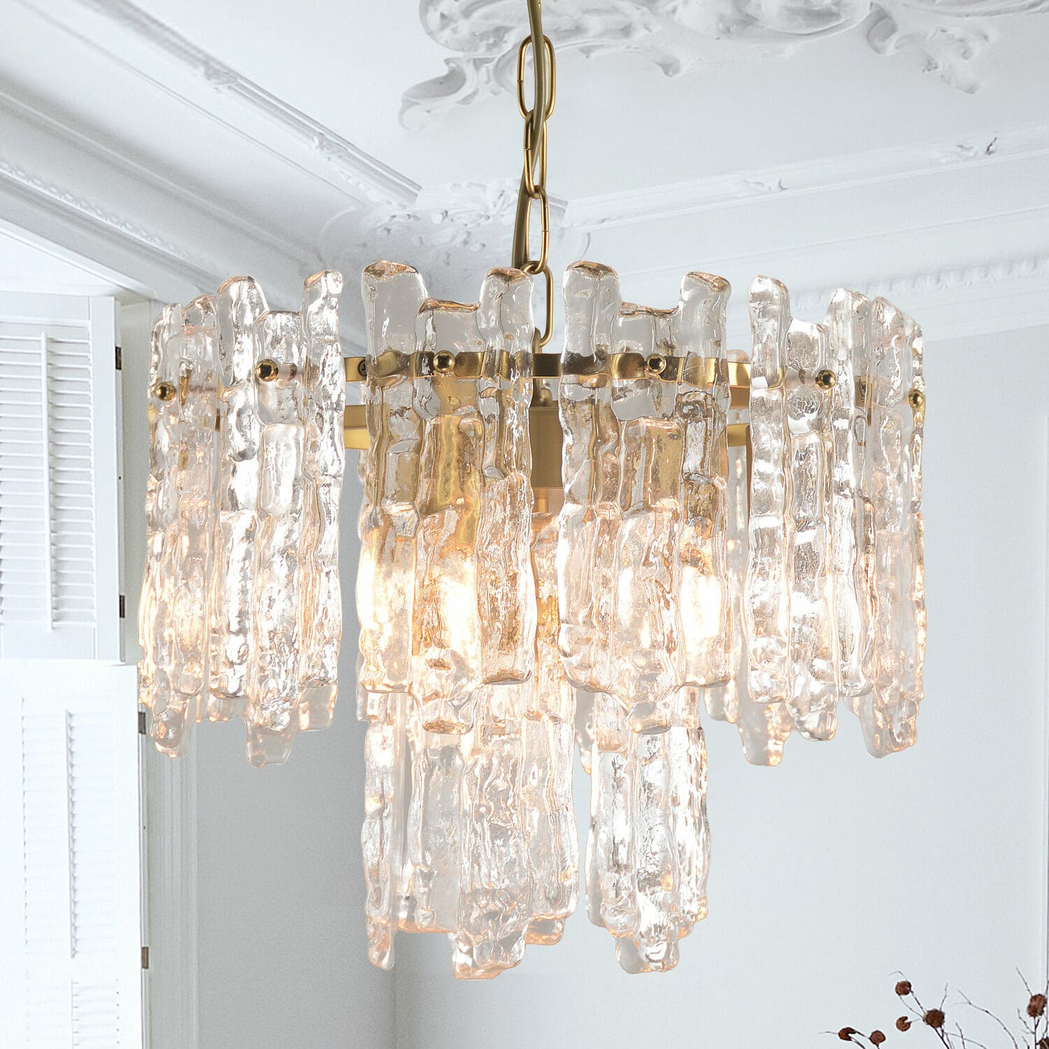 Lampada a sospensione Lanziano Lampadario in vetro trasparente e metallo dorato, design moderno per soggiorno