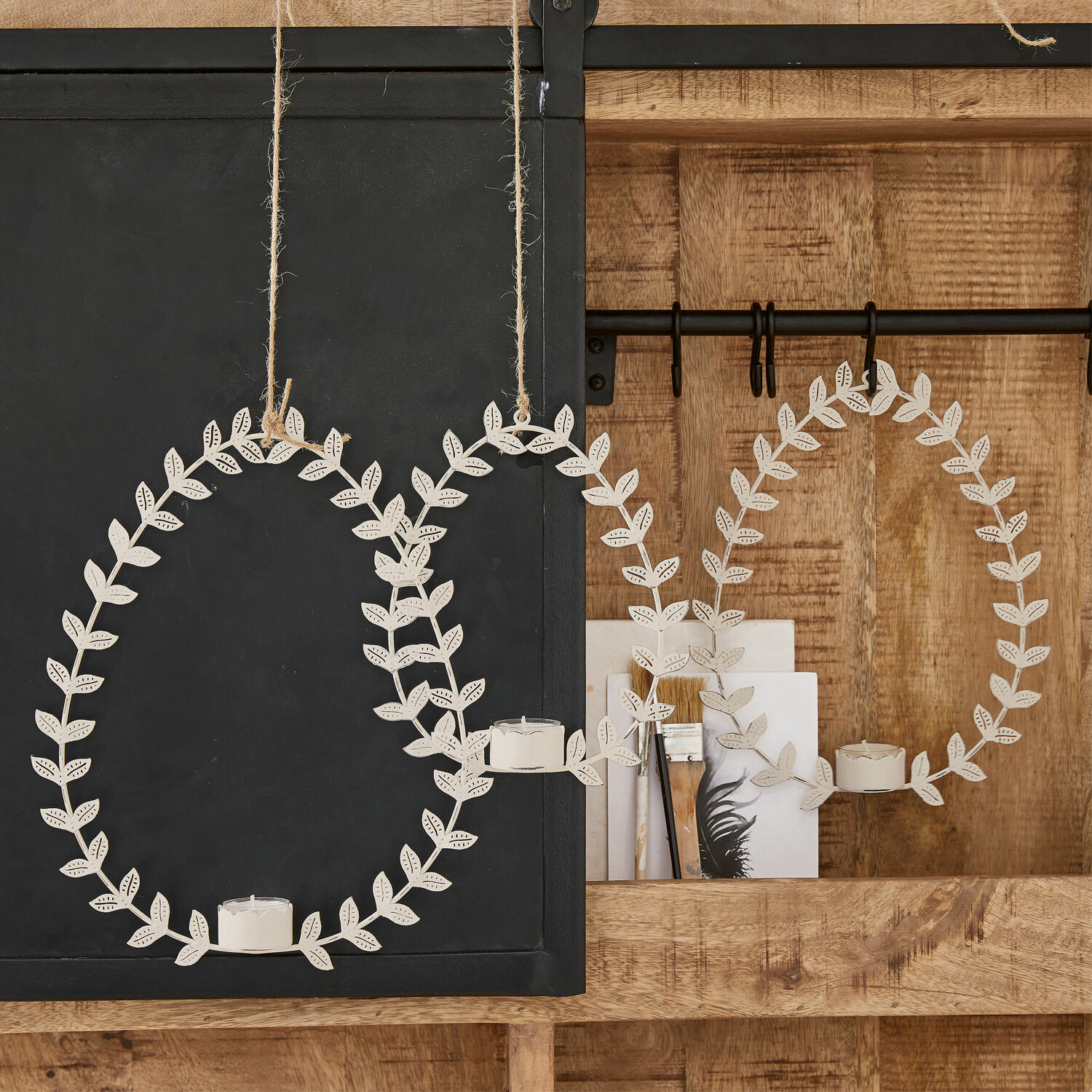 Set di 3 portalumini a sospensione Guelph Decorazioni sospese in metallo bianco a forma di foglie con portacandela, stile rustico