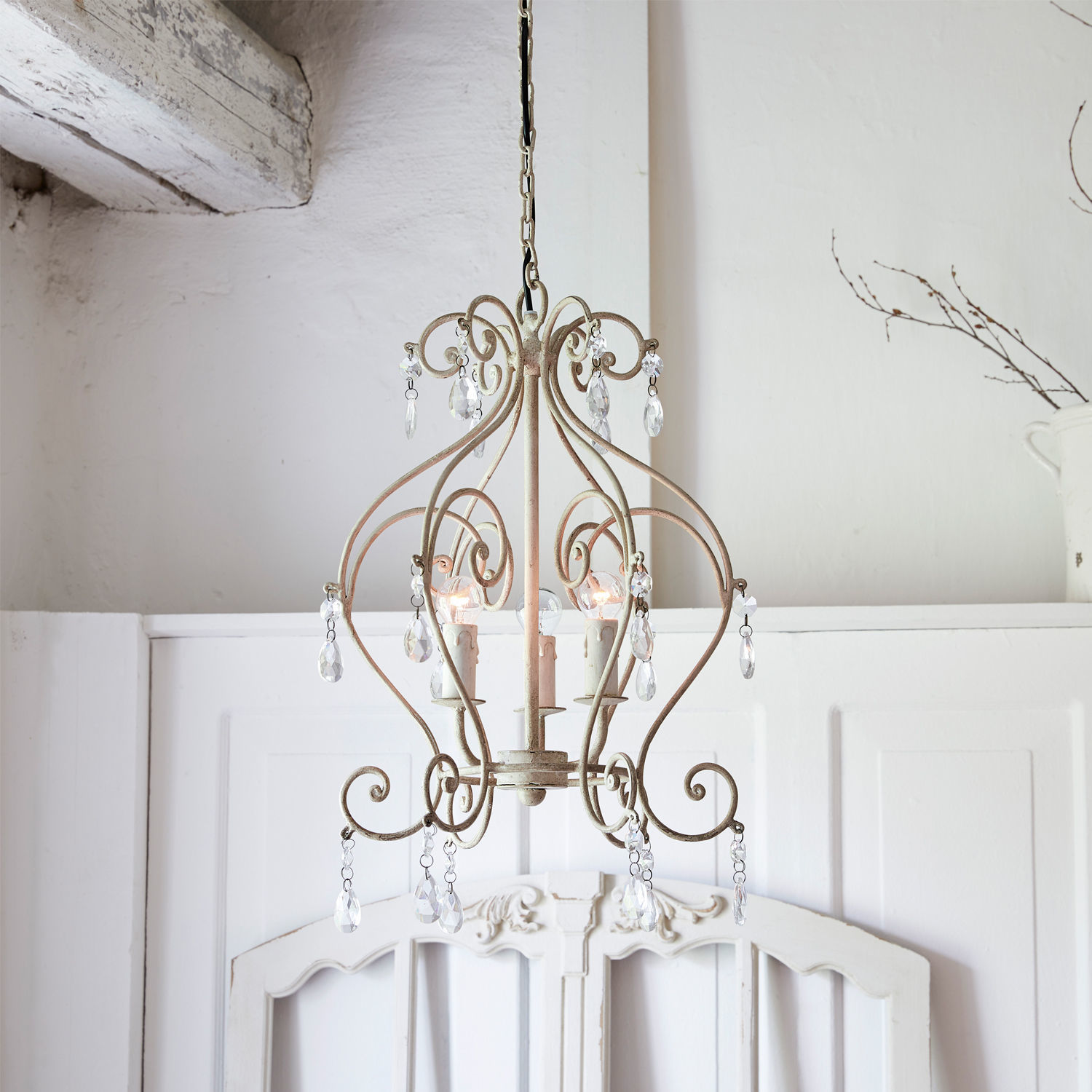 Lampadario Manor Lampadario vintage in metallo beige con pendenti di cristallo per soggiorno elegante