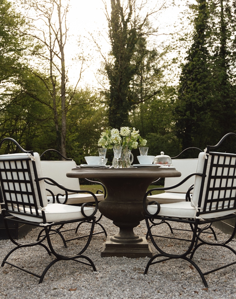 Homestory @home_of_blossom cena mediterraneo in giardino