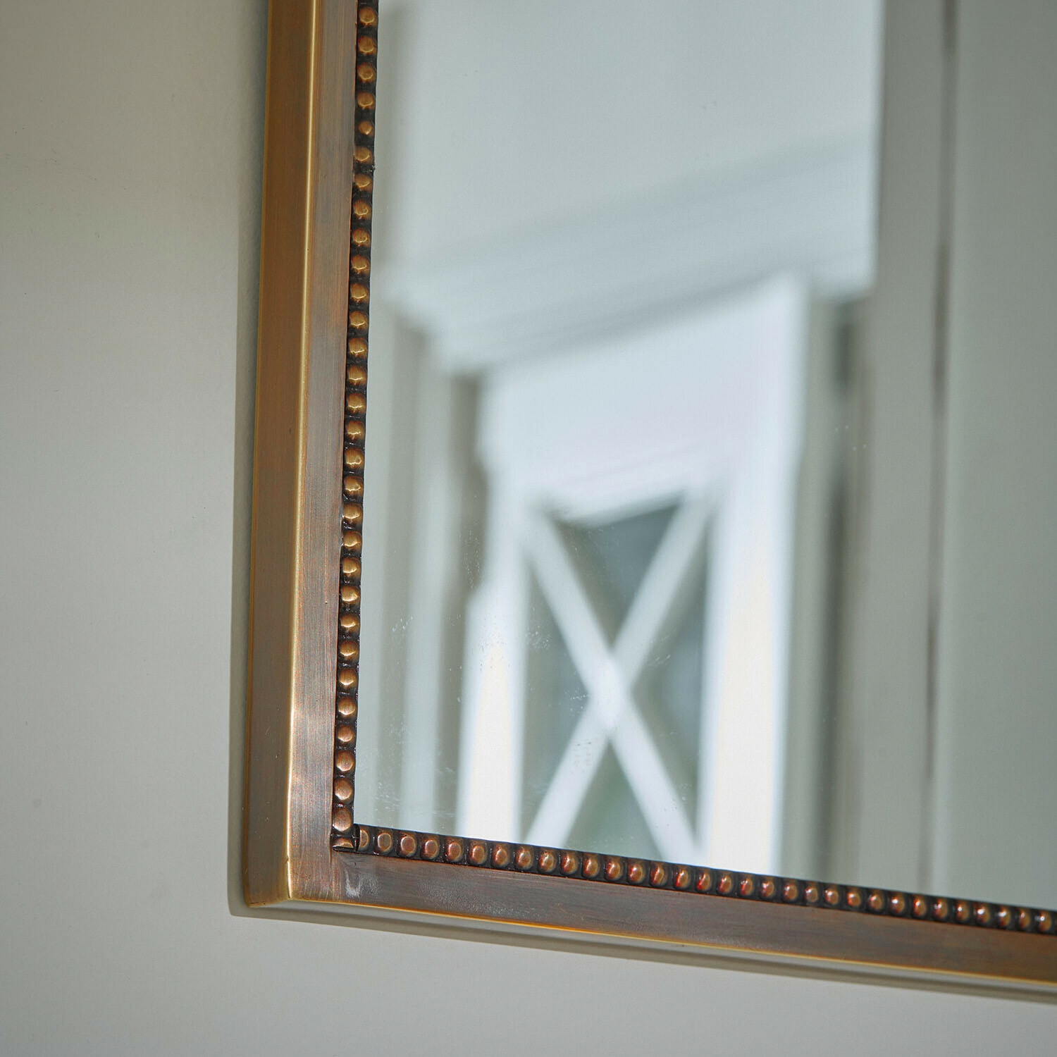 Specchio Bellethorpe