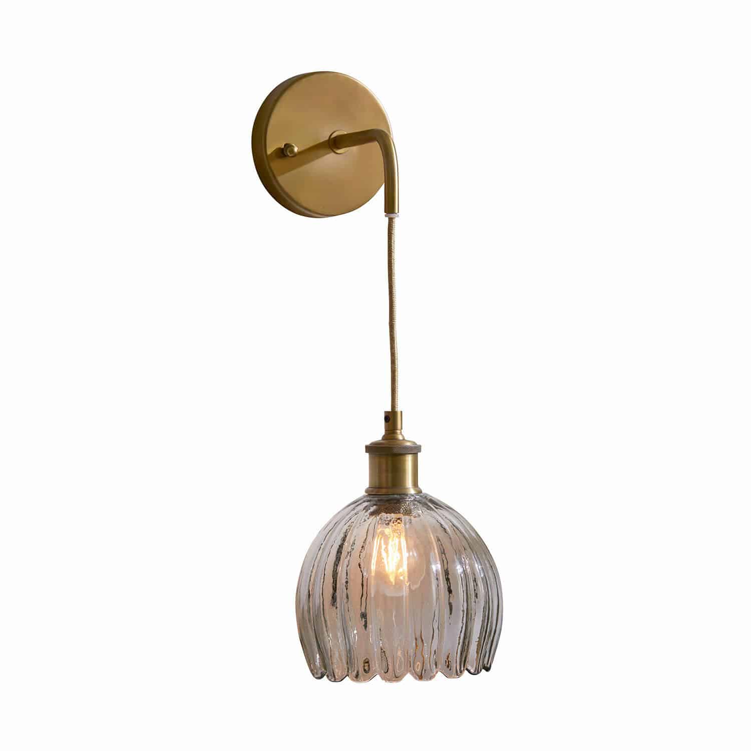 Lampada da parete Druaila Applique in ottone con paralume in vetro trasparente ondulato, lampada da parete decorativa elegante