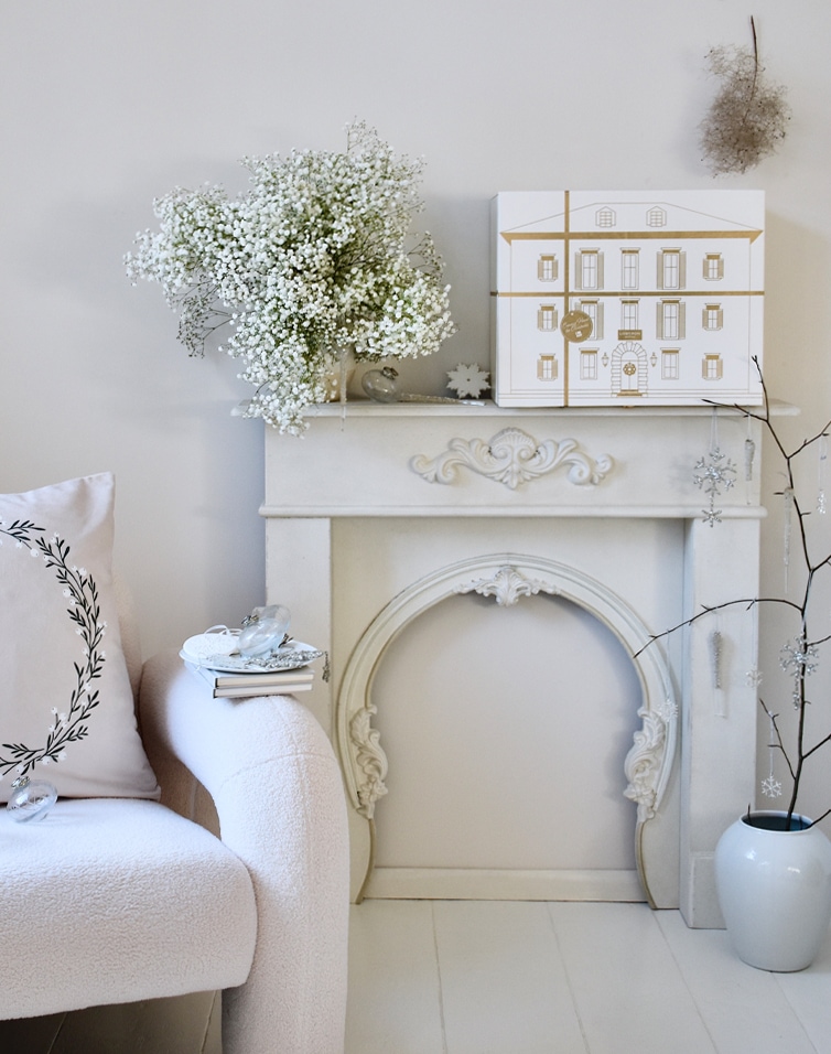 Homestory @petitsouriredesign Consolle caminetto natalizia