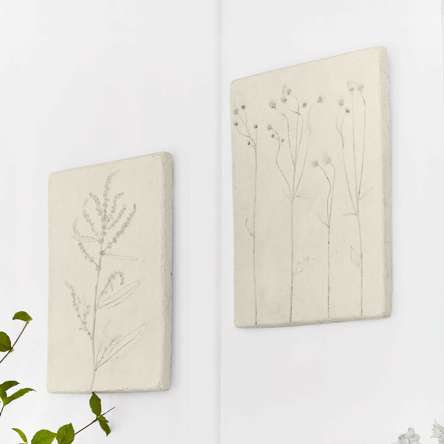 Coppia di quadri Maevara Due pannelli da parete beige con motivi vegetali, decorazione minimalista per interni