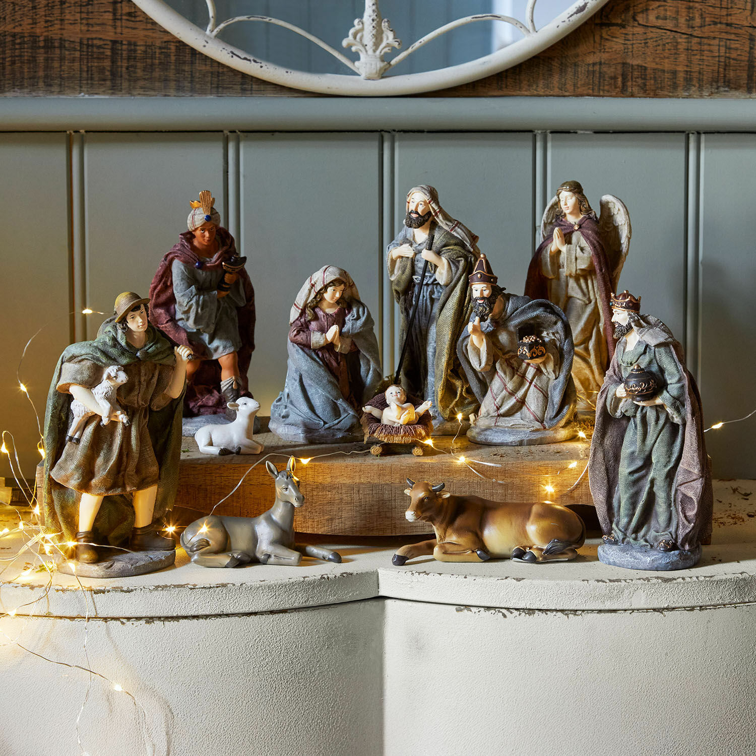 Set di 11 personaggi del presepe Luniva Set di figure per presepe natalizio con personaggi e animali in colori naturali su base in legno