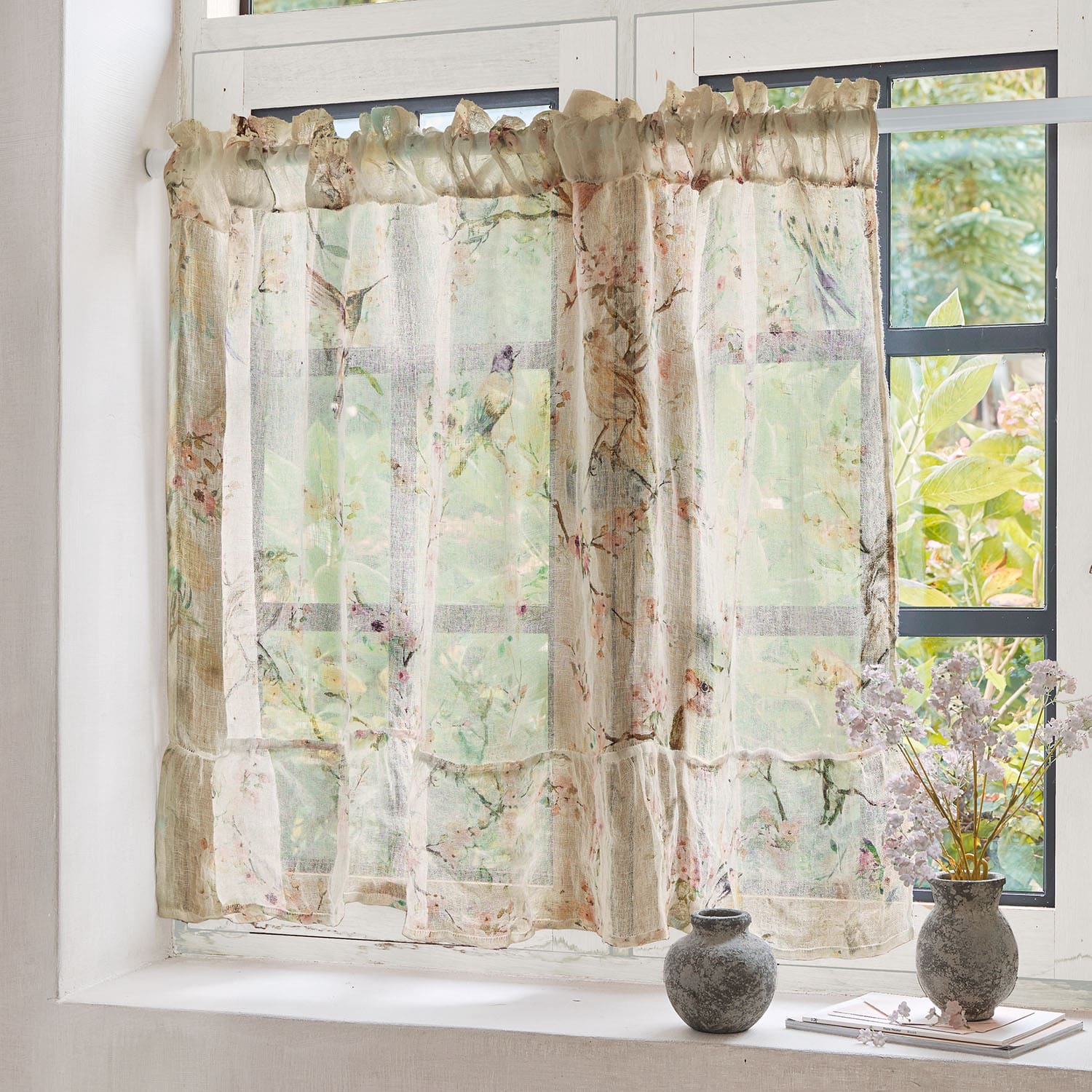 Tenda trasparente in tessuto leggero beige con motivo floreale e uccelli per decorazione finestra