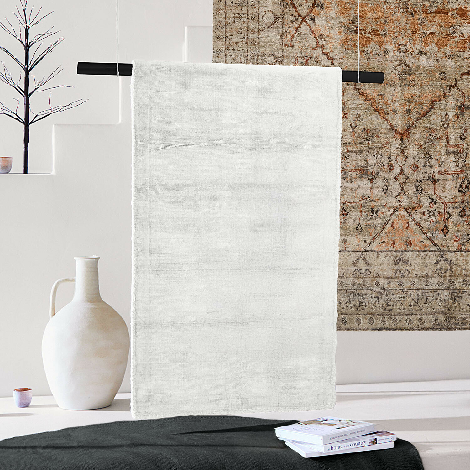 Passatoia Mariselle Tappeto bianco morbido in tessuto fine in interno moderno con decorazioni e libri