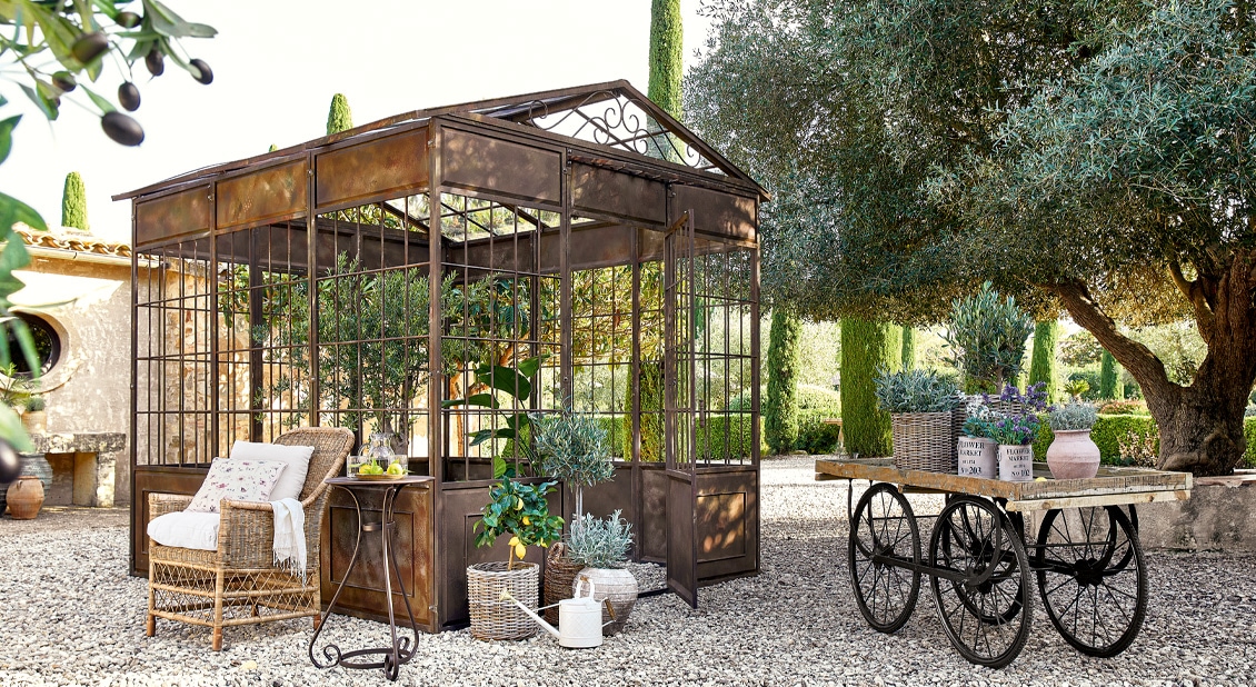Il punto di incontro in giardino
