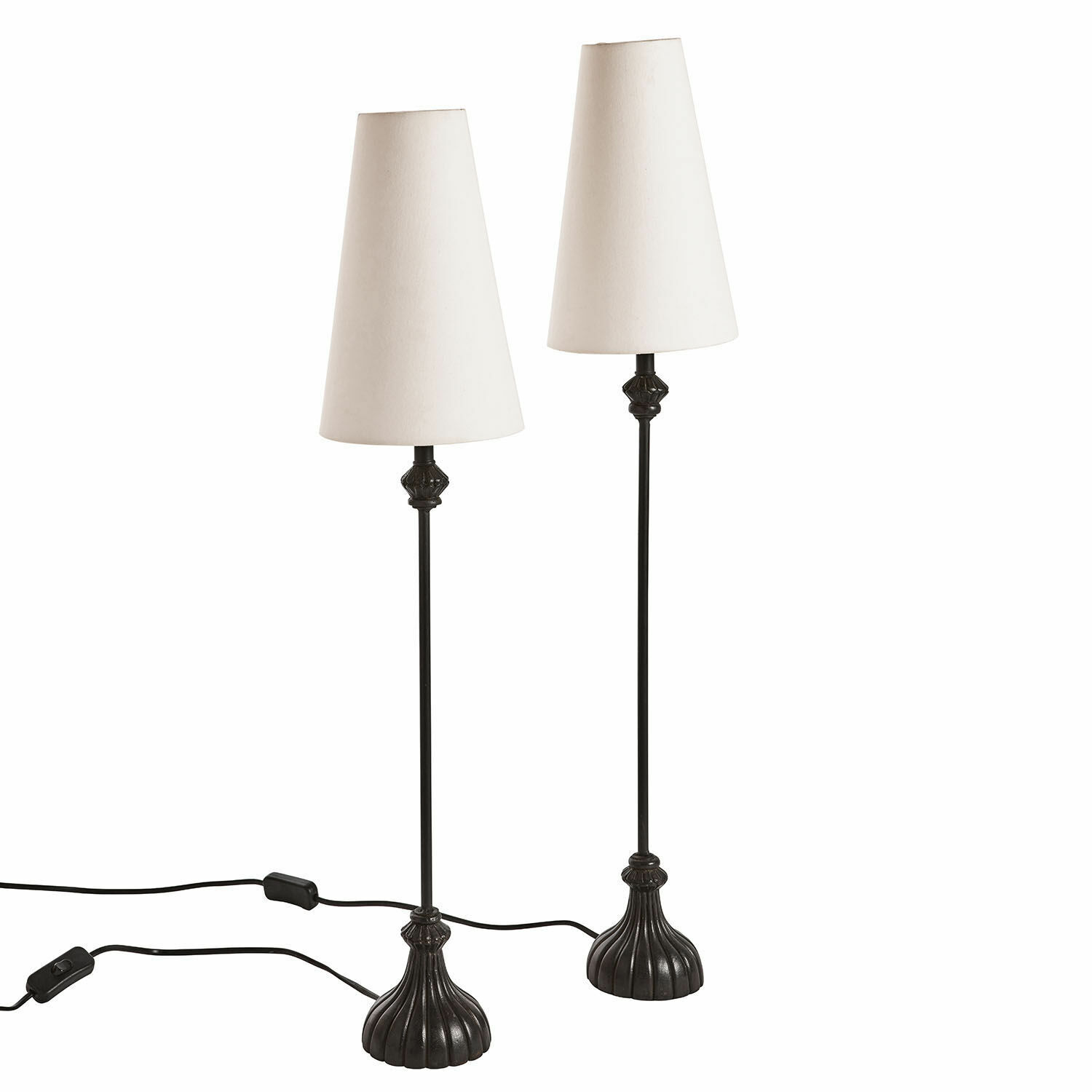 Coppia di lampade da tavolo Ambrosse