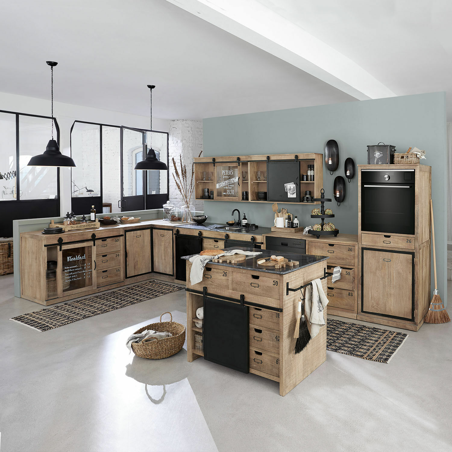 Set di 5 mobili da cucina Oakland Cucina spaziosa con mobili in legno chiaro e dettagli in metallo nero, stile moderno industriale