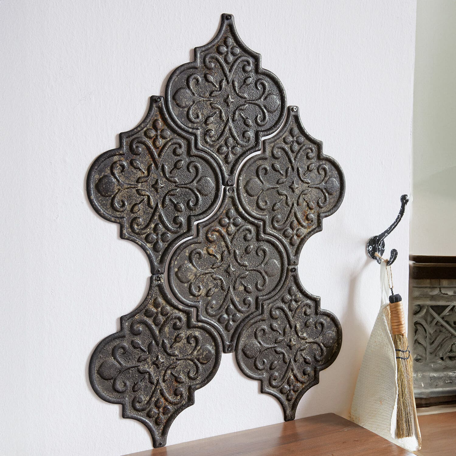 Set di 6 ornamenti da parete Halira Pannello decorativo da parete in ghisa grigio scuro con motivo ornamentale stile vintage
