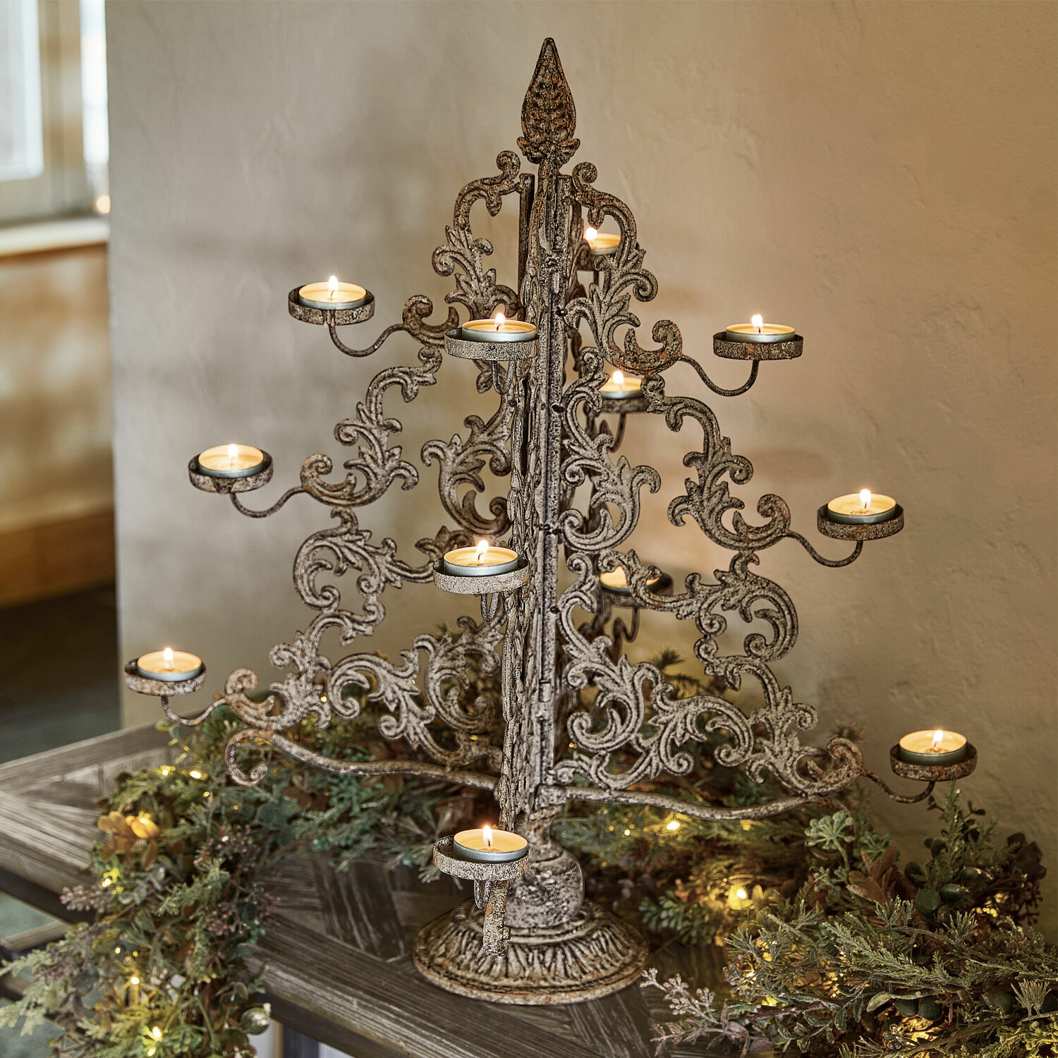 Alberello decorativo Valledupar Portacandele in metallo a forma di albero con 12 posti per tealight, decorazione natalizia rustica