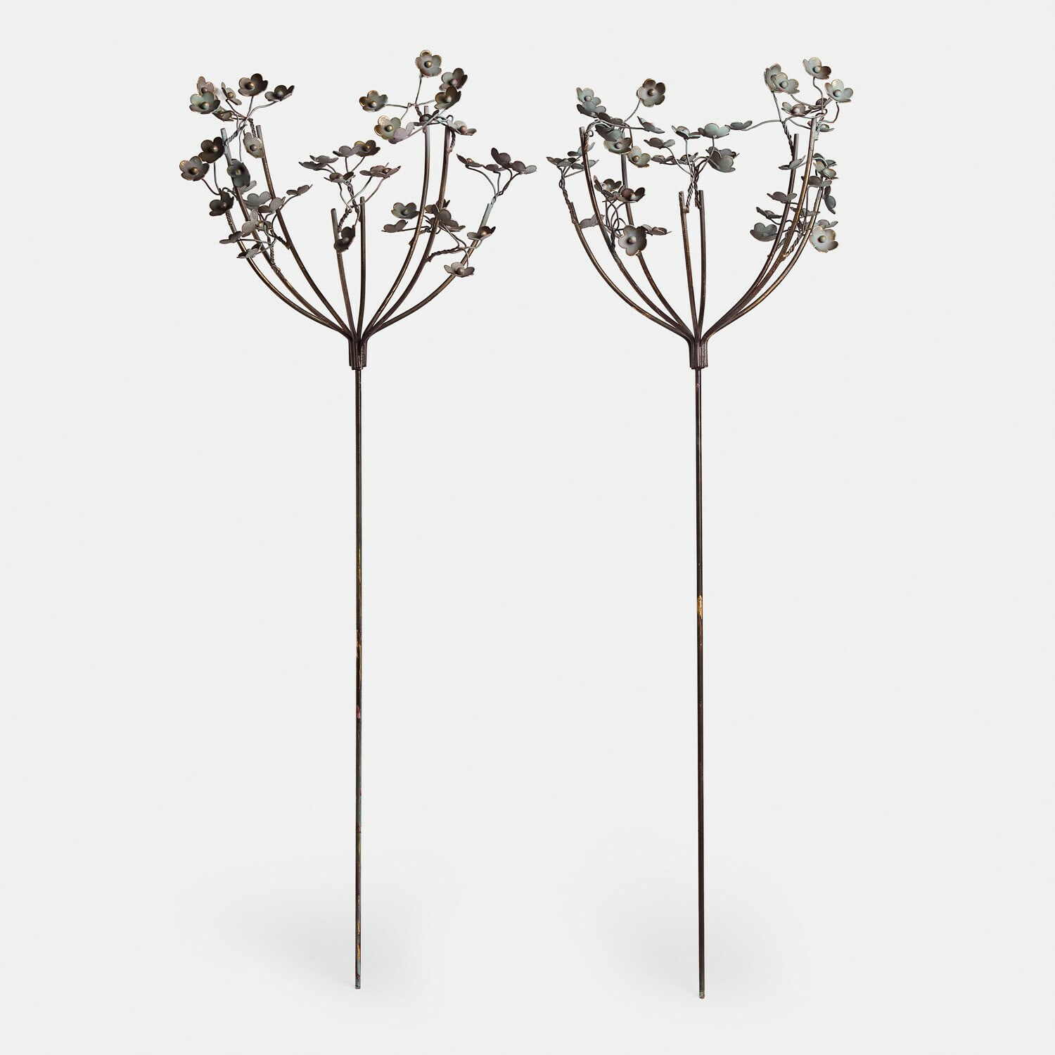 Coppia di fiori decorativi Basmirah Vaso in ceramica marrone con rami fioriti decorativi, stile rustico per decorazione d'interni