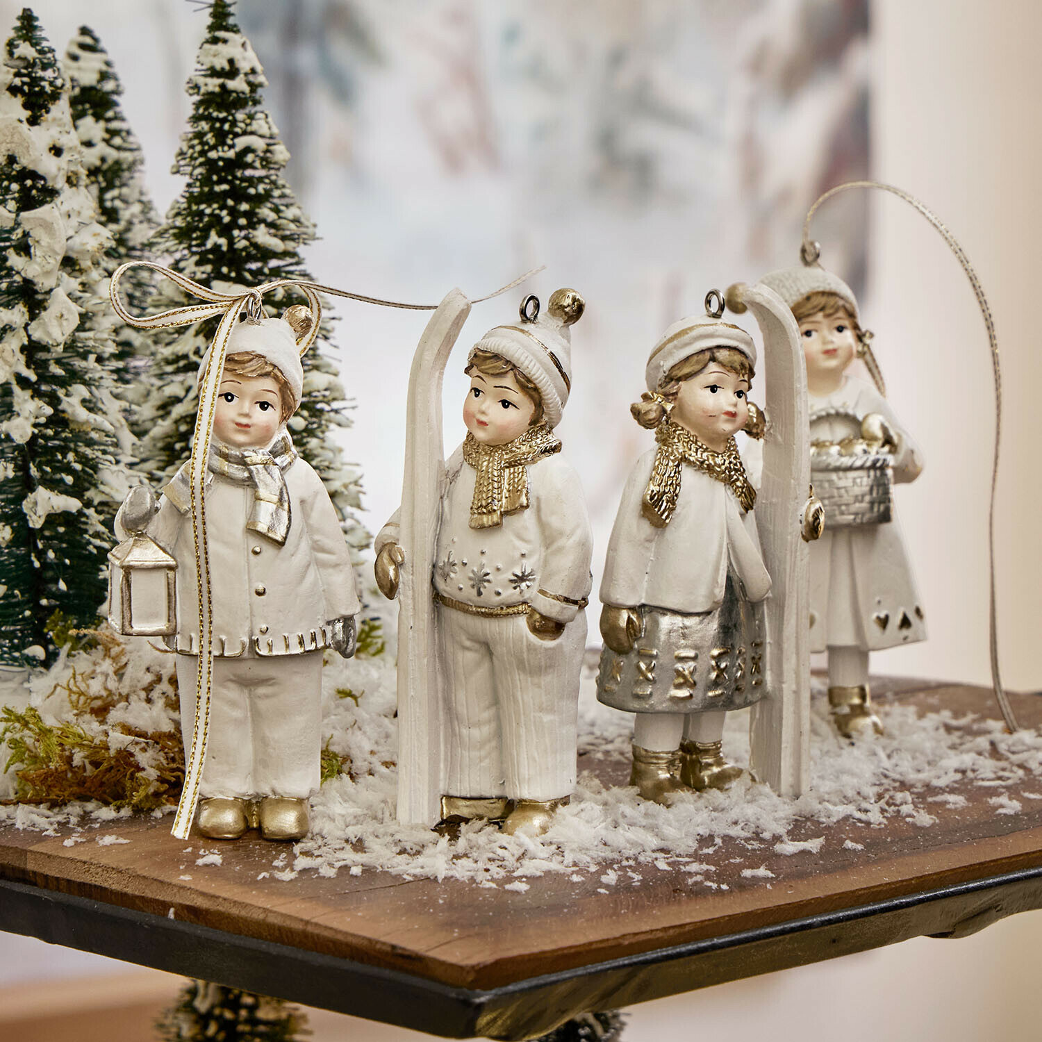 Set di 4 decorazioni da appendere Eirikholt Set di 4 decorazioni da appendere Eirikholt