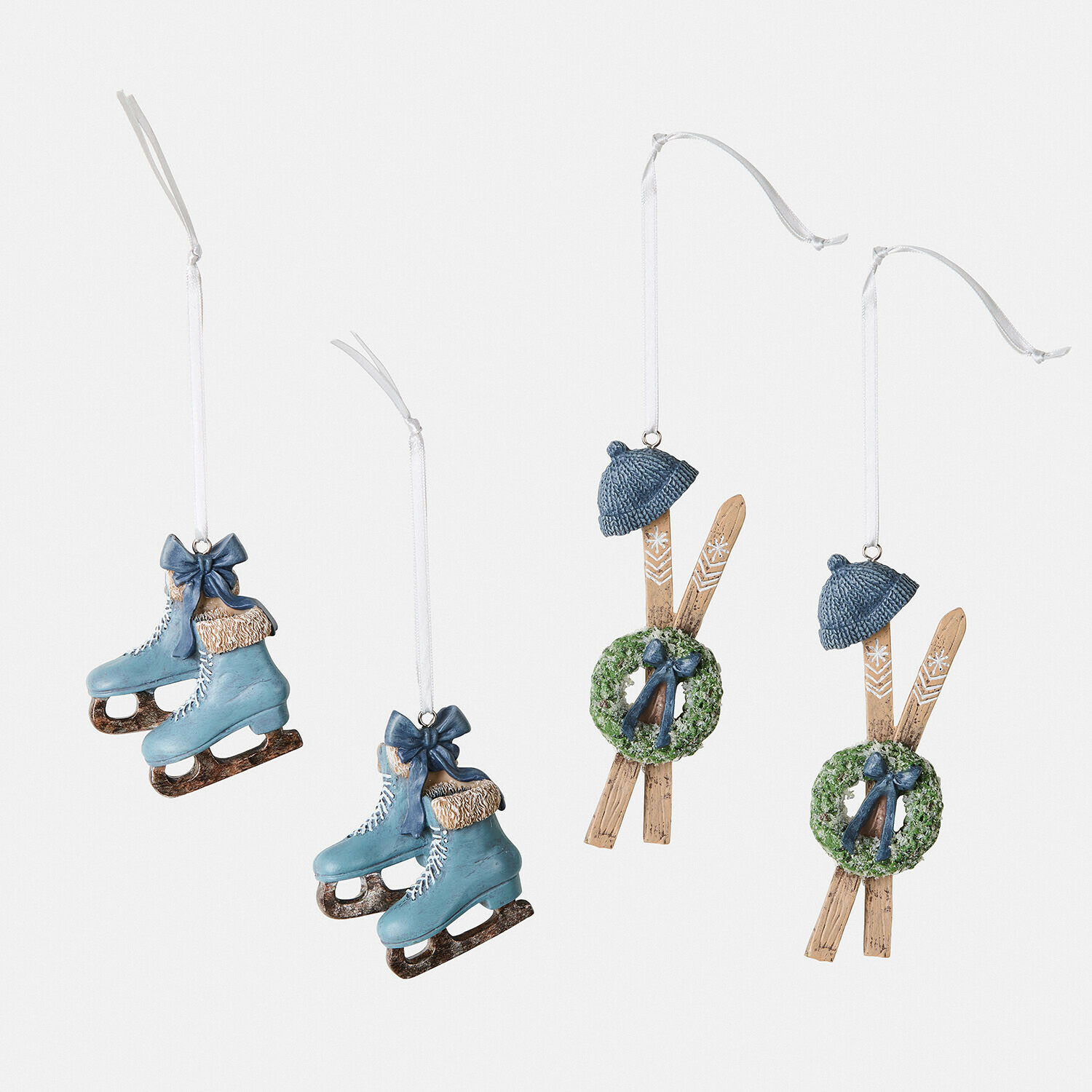Set di 4 decorazioni blu in plastica: pattini e sci con corona per albero di Natale