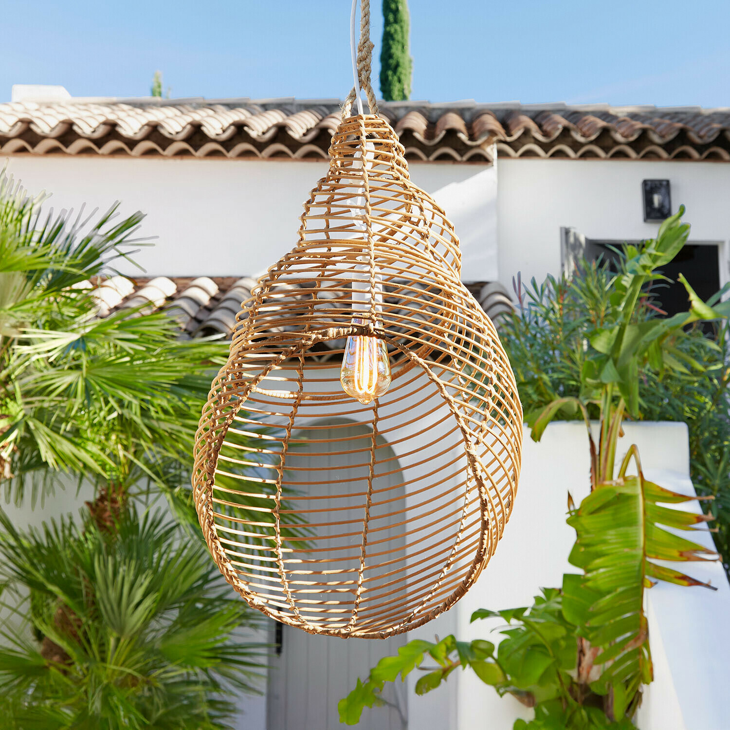 Paralume Zolaira Lampada a sospensione in rattan naturale per esterni con lampadina LED, luce decorativa da giardino