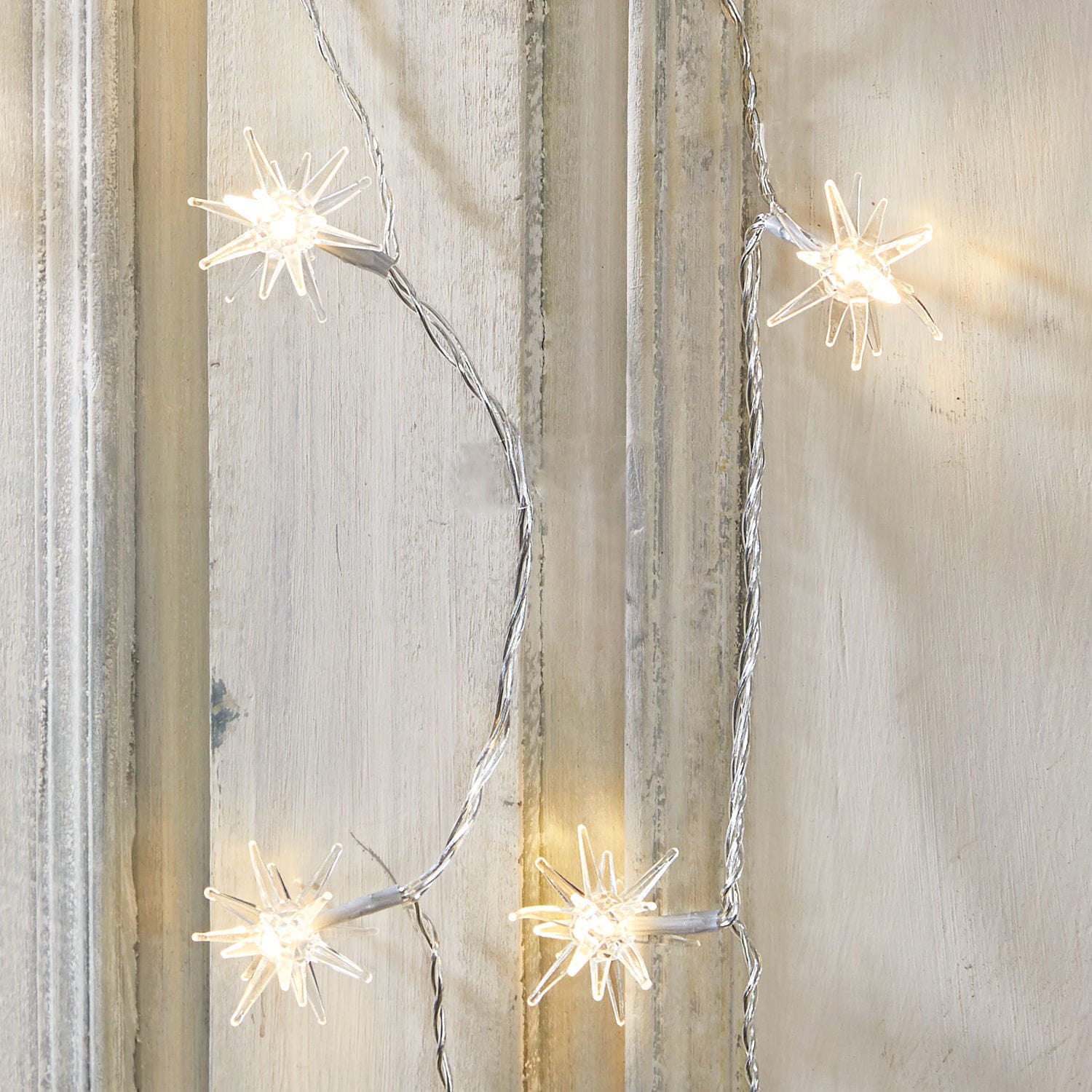 Catena luminosa Nelisse