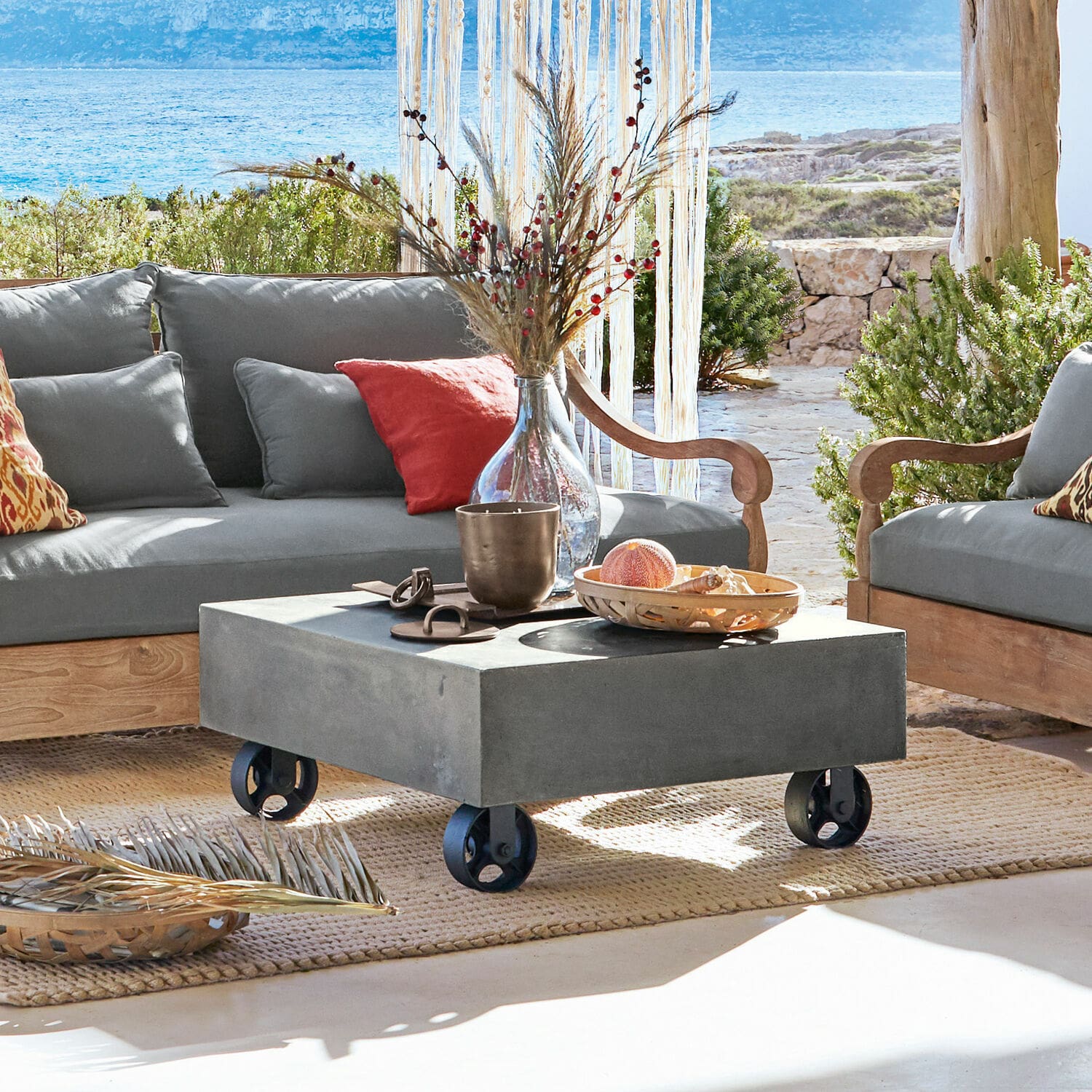 Tavolino da salotto Kensington Place Tavolino moderno in cemento grigio con ruote per soggiorno e giardino