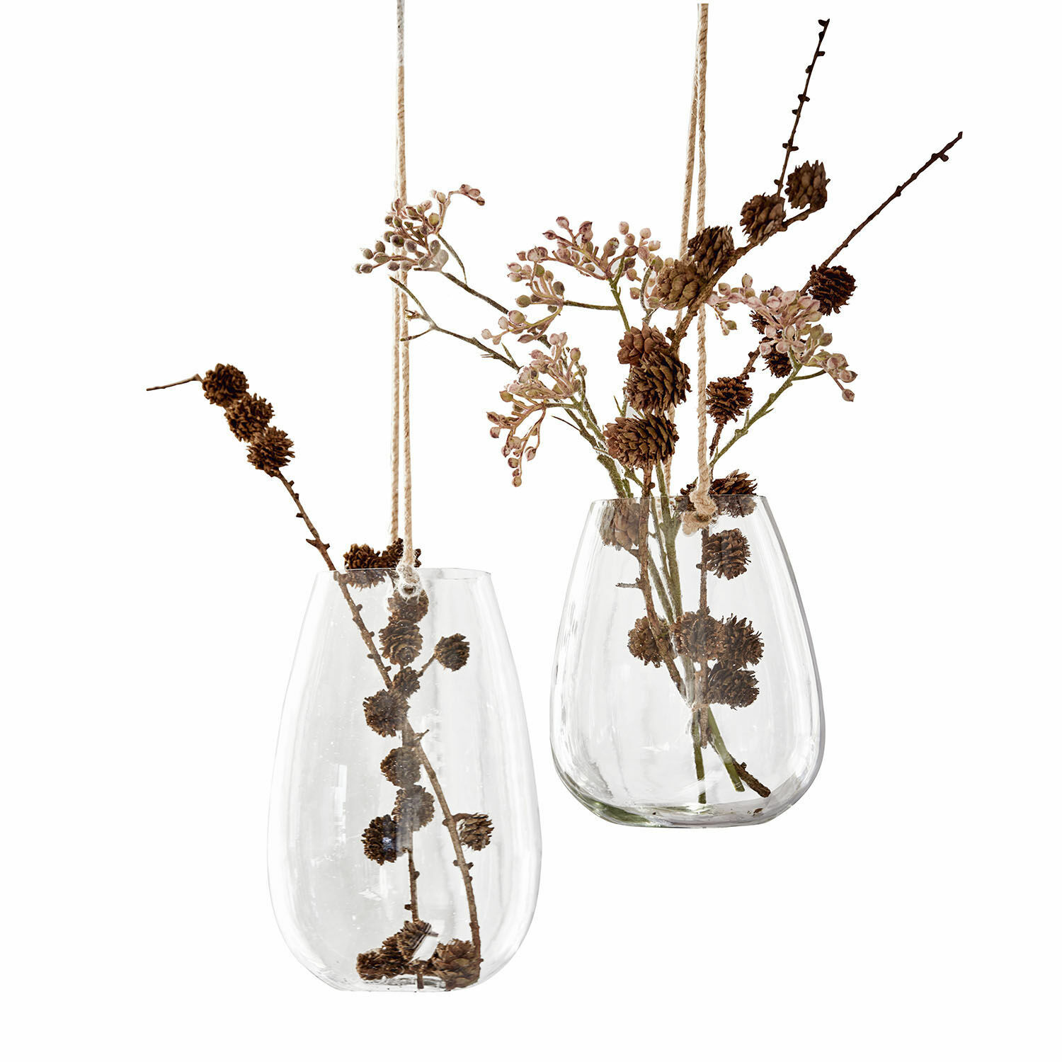 Coppia di portacandele a sospensione Mylla Set di due vasi sospesi in vetro trasparente con rami naturali e corda decorativa