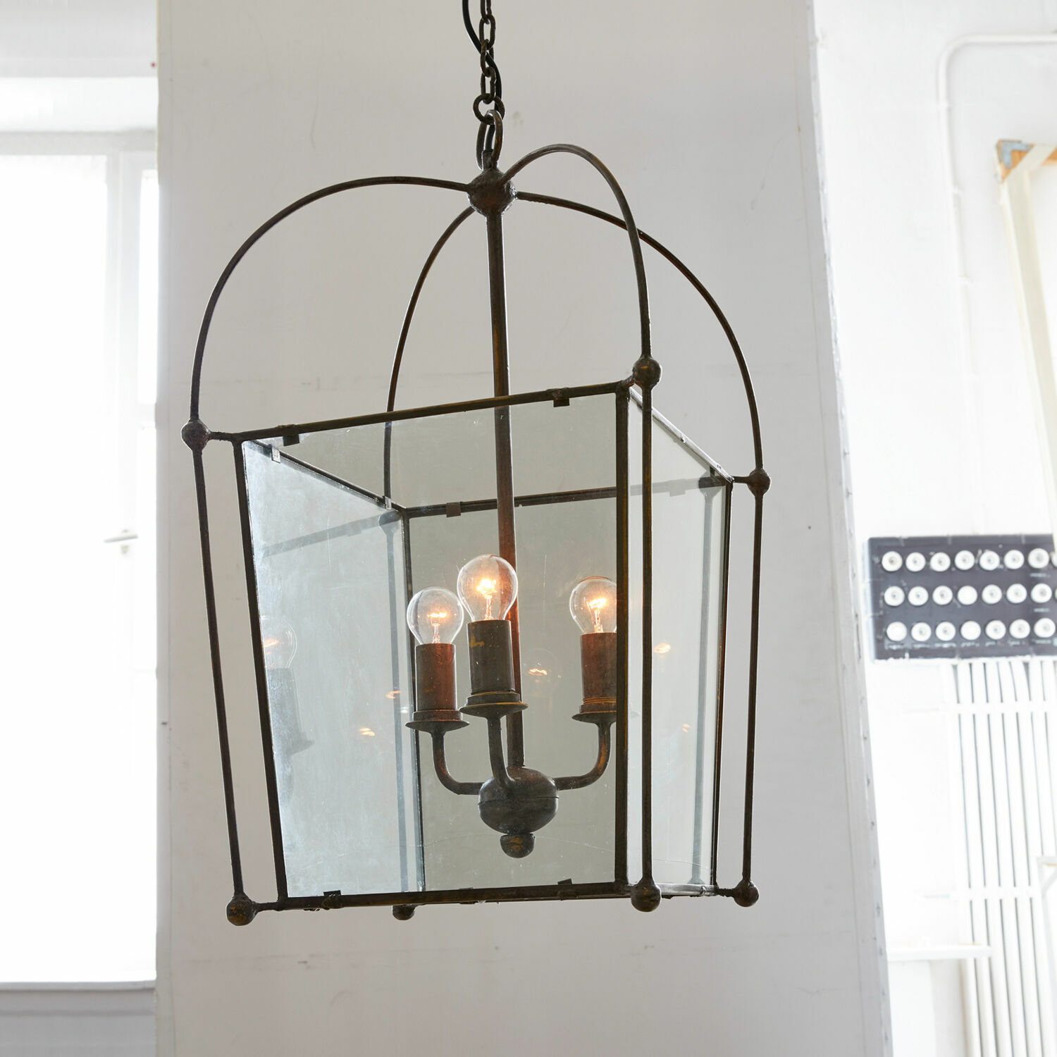 Lampadario Sèvres Lampada a sospensione in metallo e vetro stile vintage con tre lampadine, lampada decorativa da soffitto