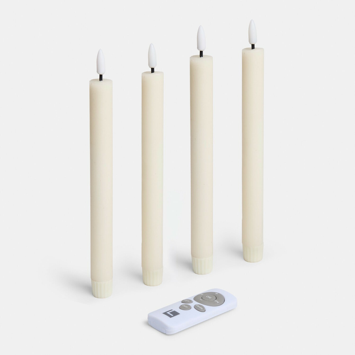 Set di 4 candele lunghe a LED Eldsora Set di 4 candele lunghe a LED Eldsora
