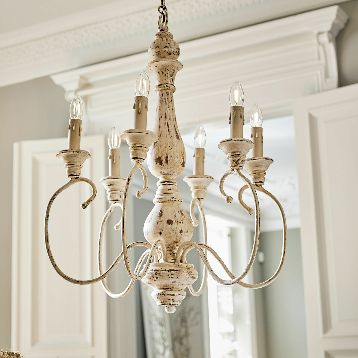 Lampada a sospensione Greenwich Lampadario rustico in metallo bianco invecchiato per ambienti classici