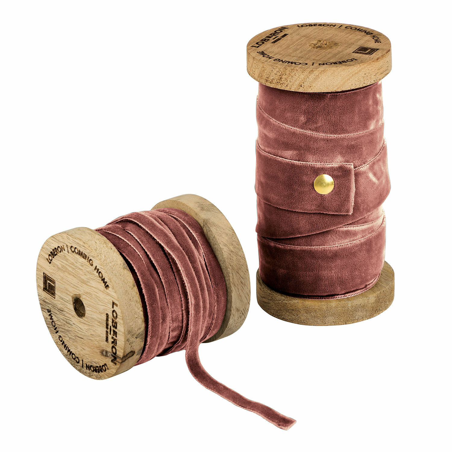 rosa Set di due nastri in velluto rosa su bobine di legno per decorazioni e lavori manuali