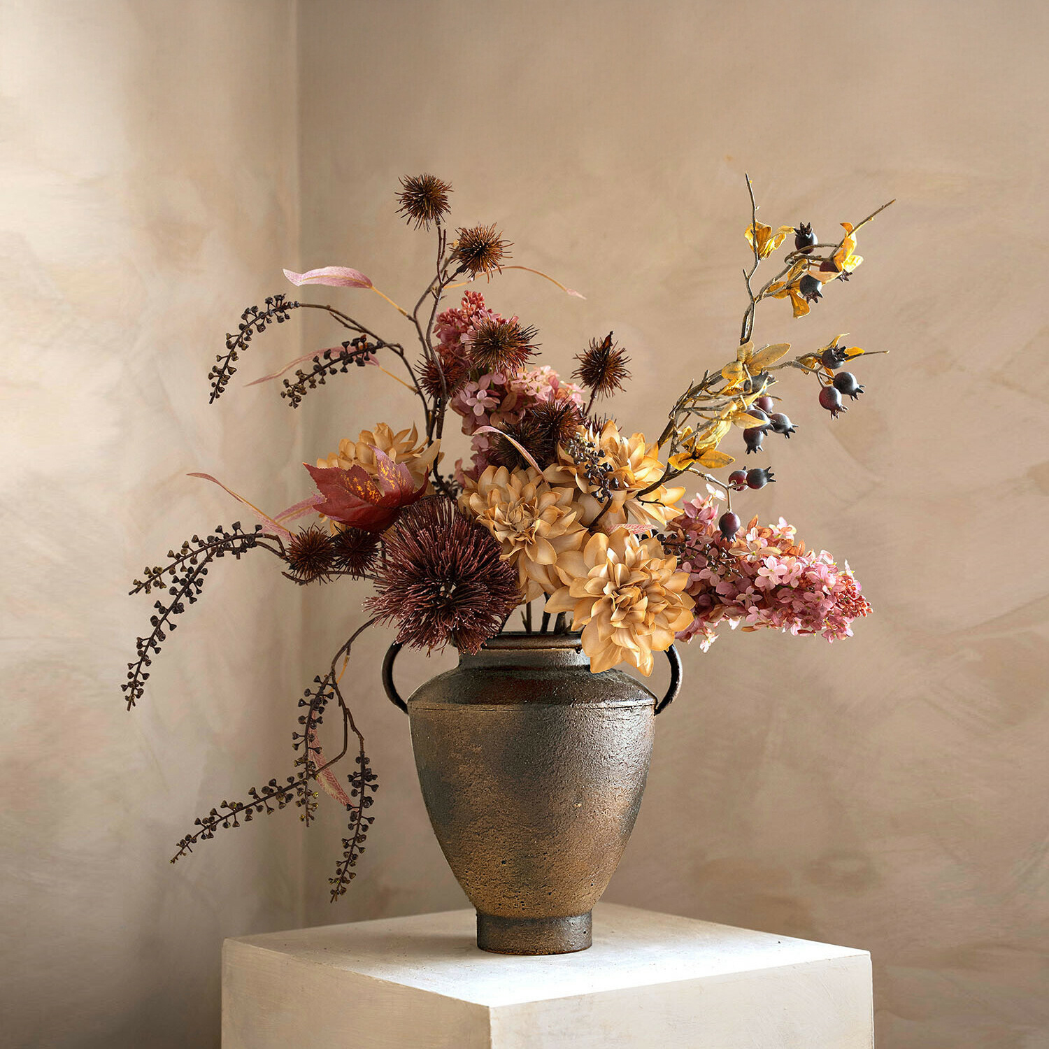 Toni del bosco e giochi floreali