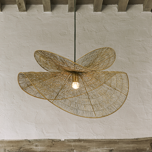 Lampada a sospensione in rattan intrecciato colore naturale, leggera e decorativa per interni