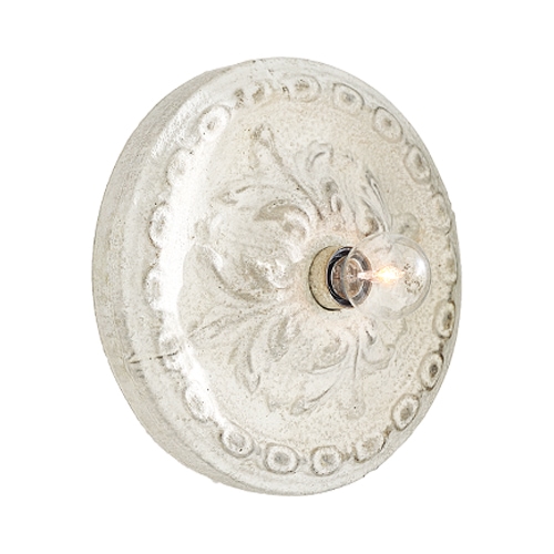Lampada da parete rotonda bianca in ceramica con motivo decorativo e lampadina visibile, applique vintage