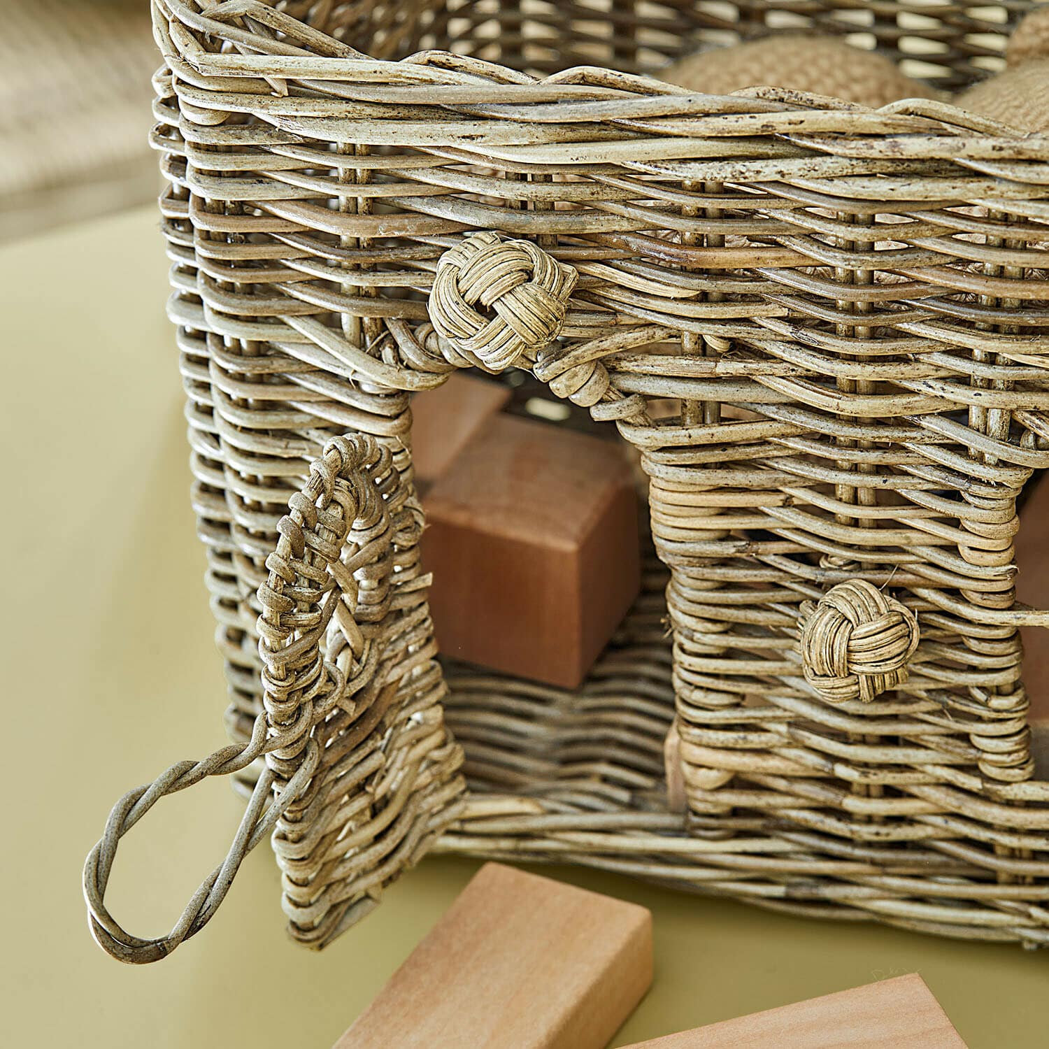 Casetta in rattan Fintello