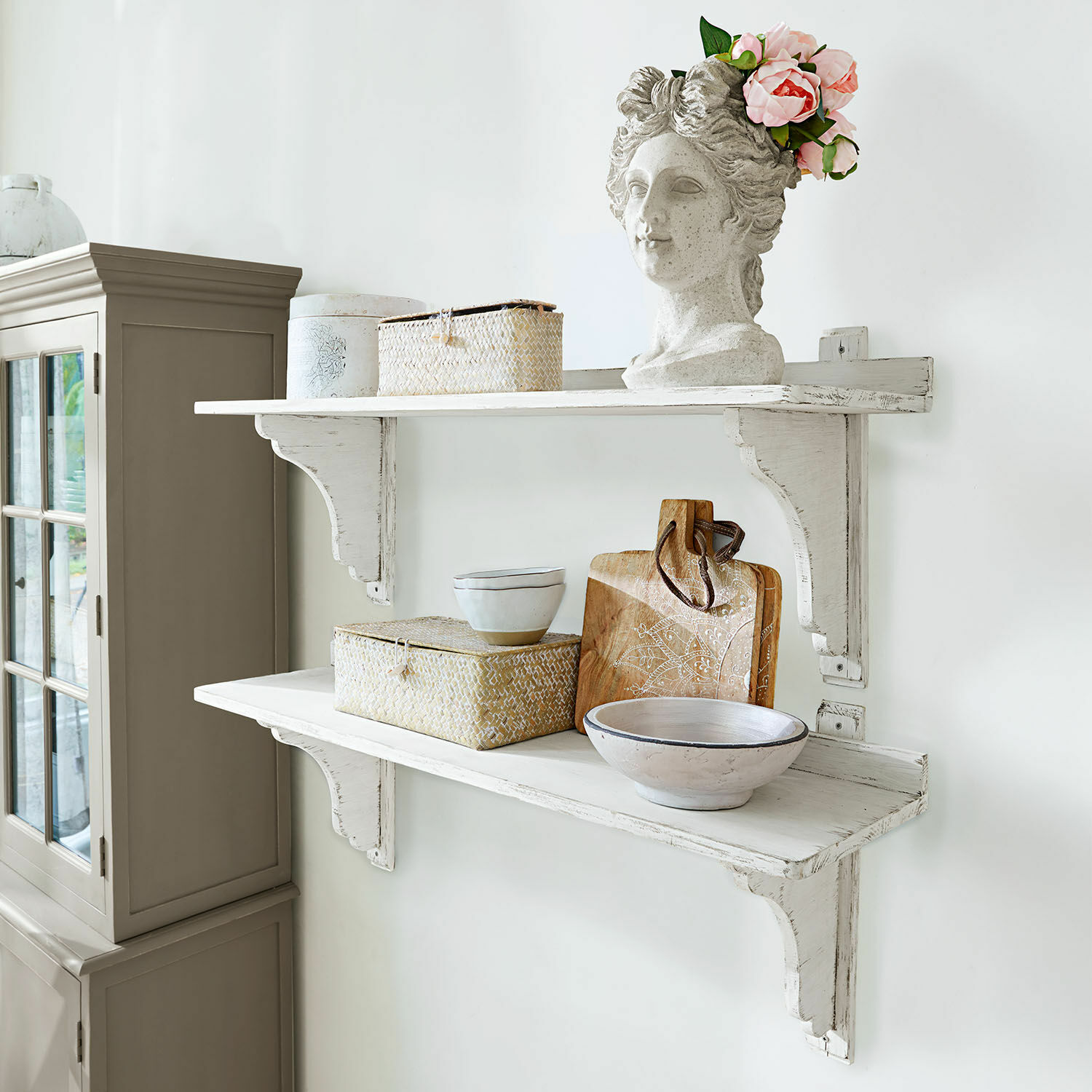 Coppia di mensole Yvelique Mensole da parete in legno bianco con testa decorativa e accessori da cucina vintage in stile rustico