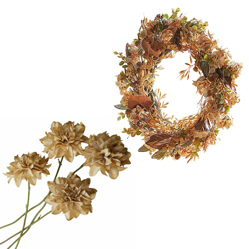 Corona decorativa e fiori in tonalità beige e marrone per decorazioni d'interni e stagionali