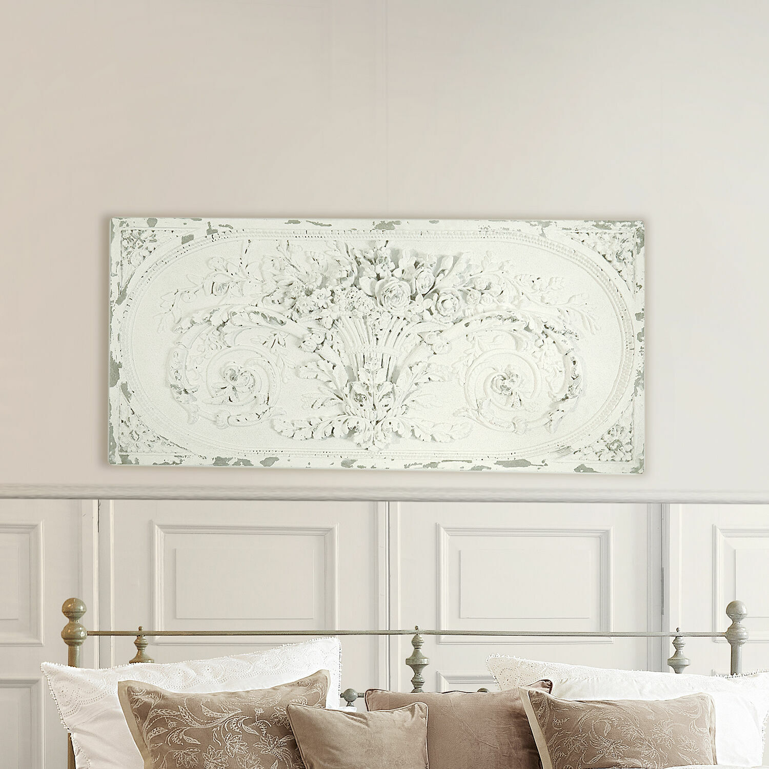 Pannello decorativo Rêveresque Rilievo da parete decorativo in metallo bianco con motivo floreale per soggiorno