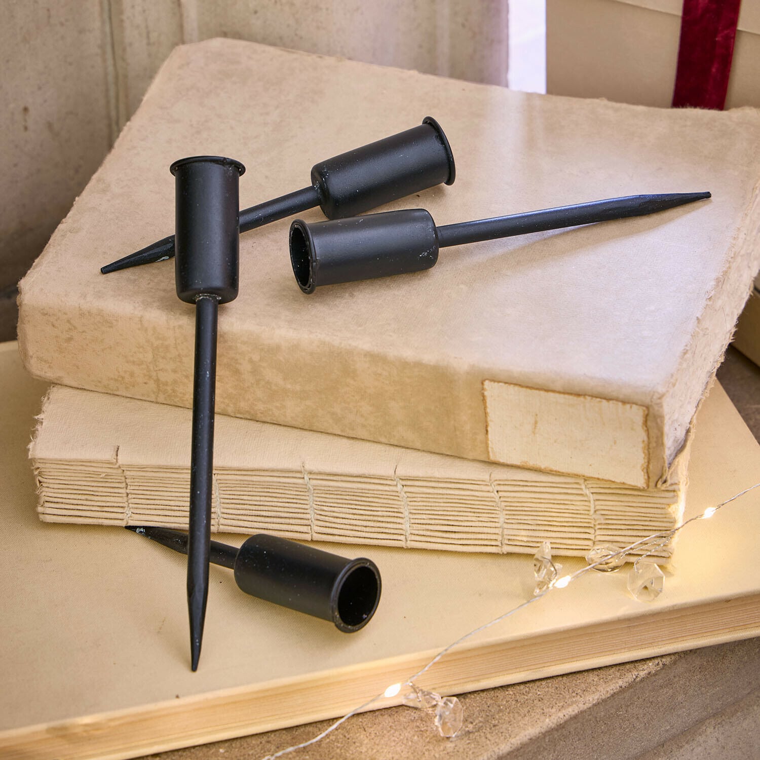 Set di 4 portacandele con puntale Tinsmith Set di 4 portacandele con puntale Tinsmith