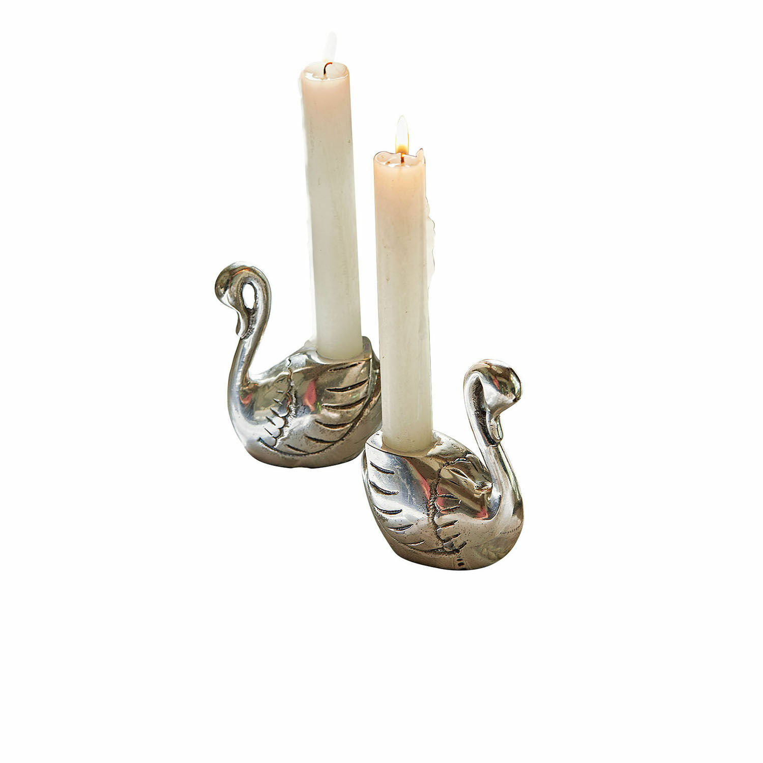 Coppia di portacandele Zaymara Coppia di portacandele argentati a forma di cigno con candele bianche per decorazione tavolo