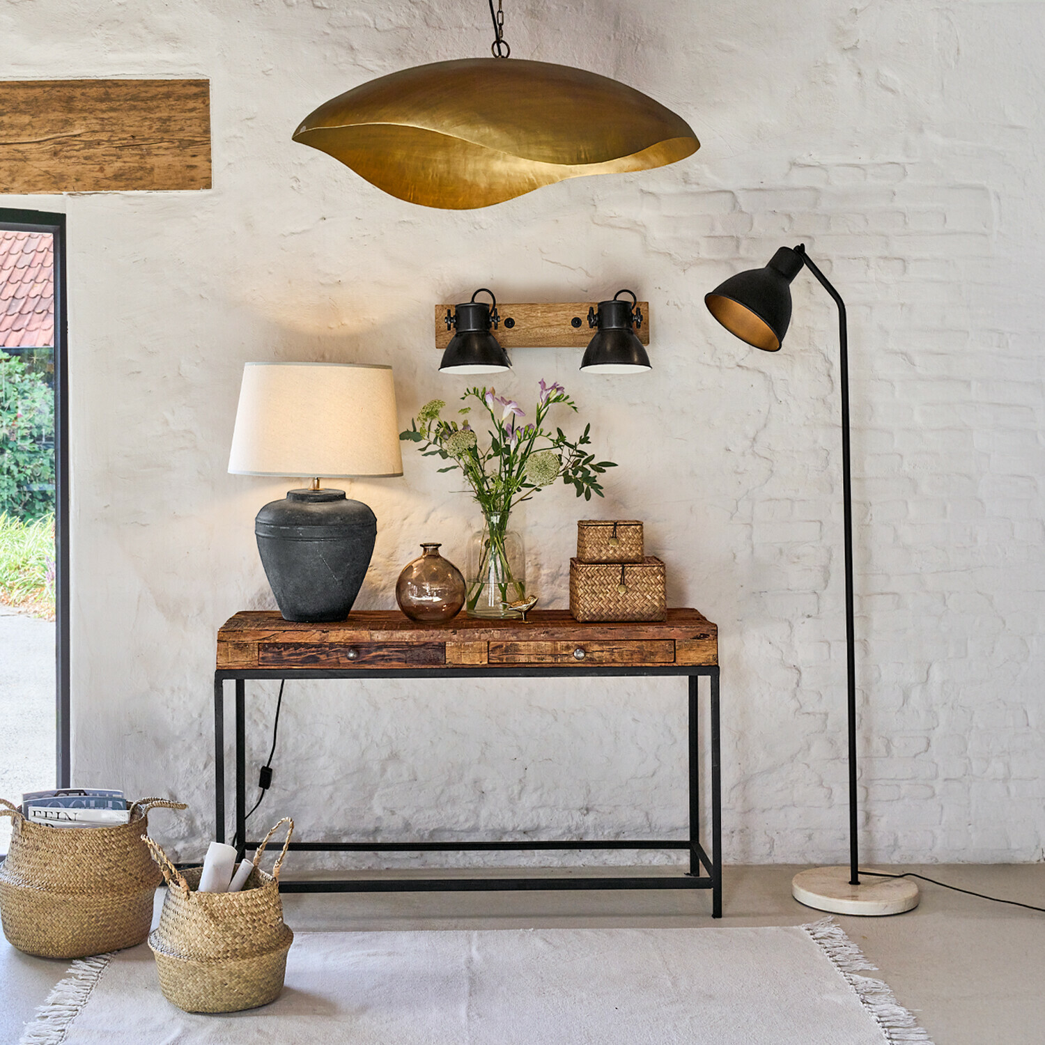 Lampada a stelo Mockville