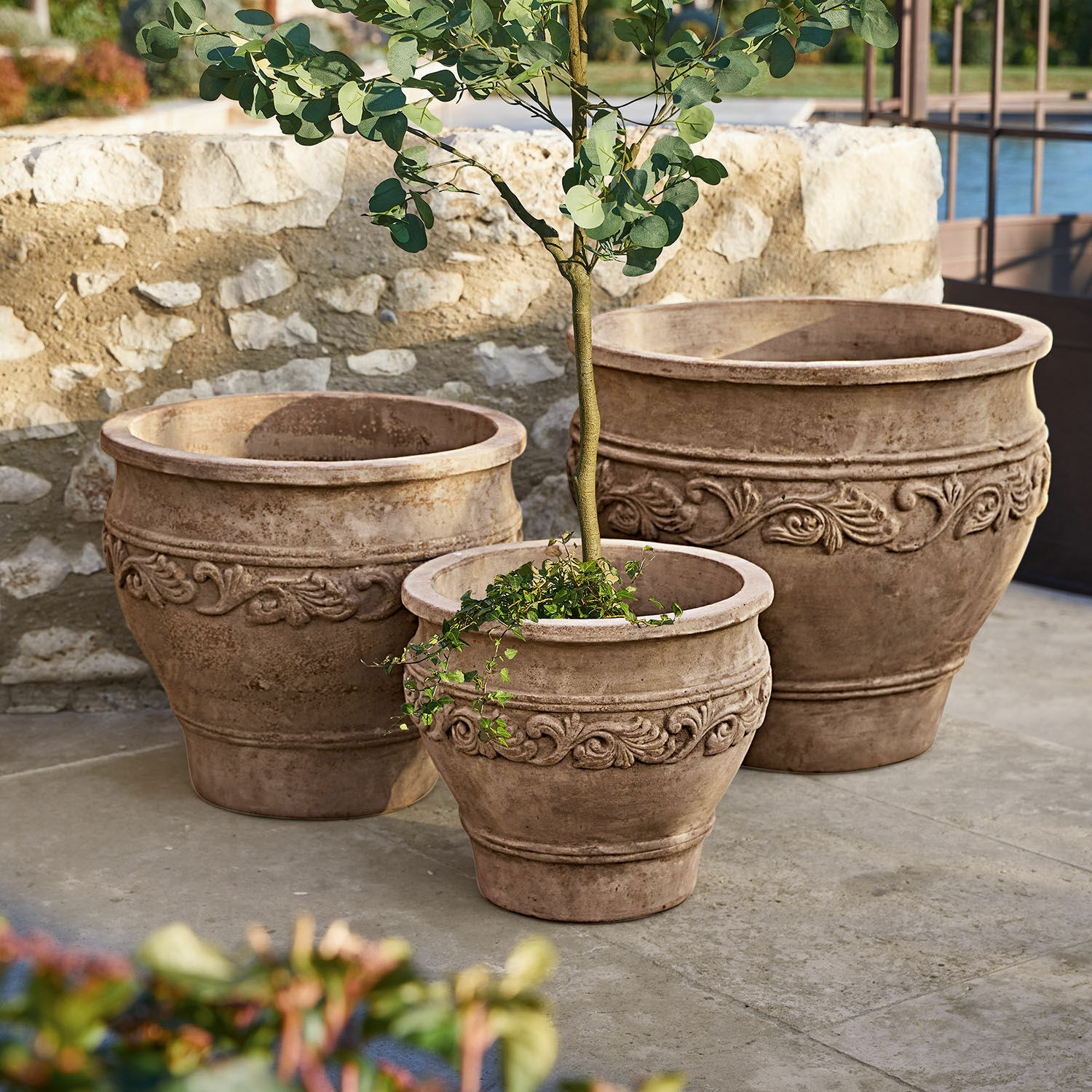 Set di 3 portavasi Sabugal Set di tre vasi decorativi in terracotta beige per giardino o terrazza