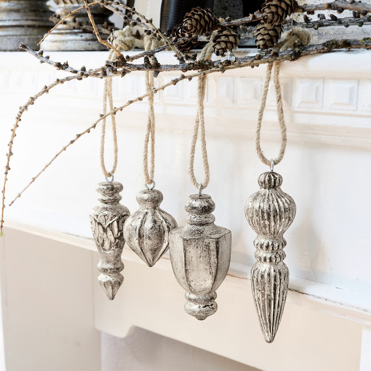 Set di 4 decorazioni da appendere Narino
