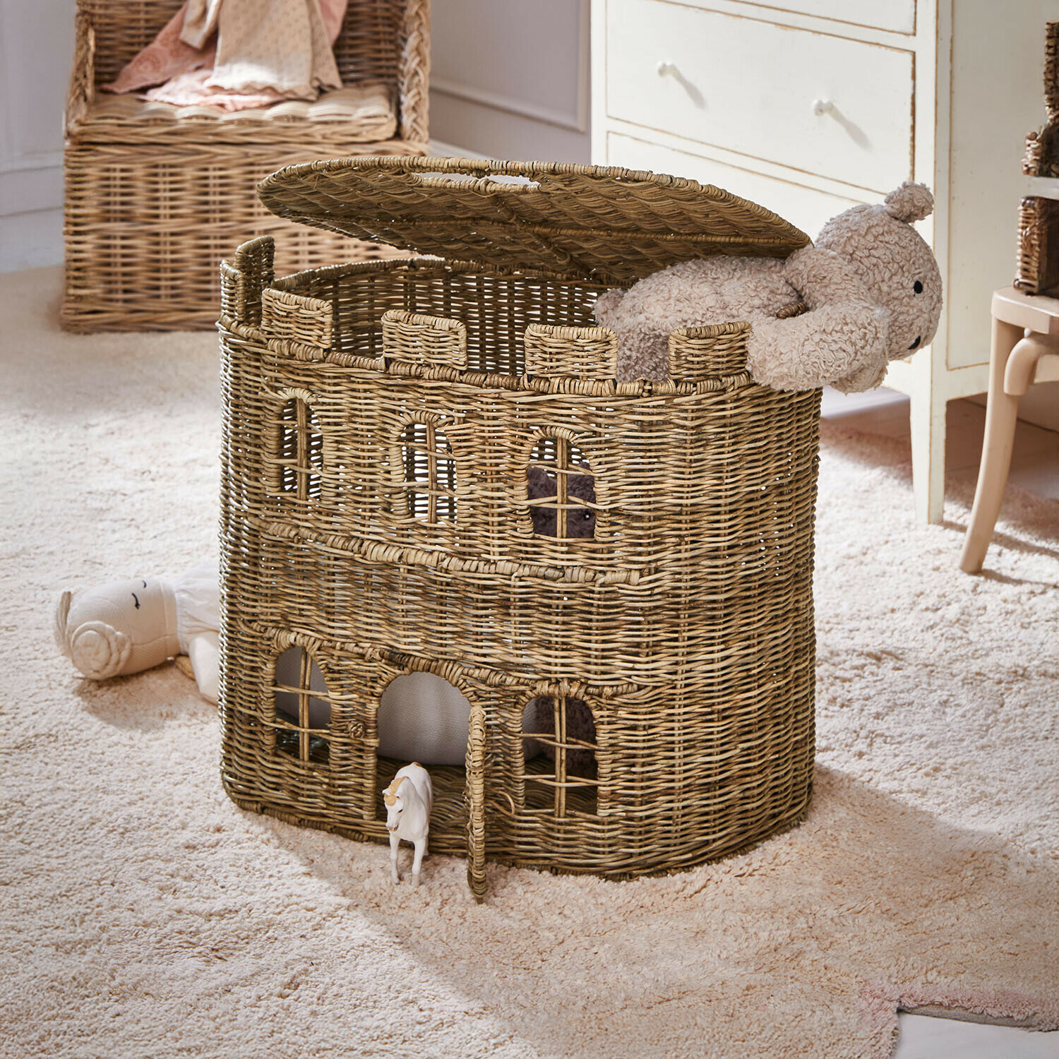 Castello in rattan Bumbala Cesto portaoggetti in rattan a forma di castello con giocattoli, colore naturale, organizer pratico per cameretta