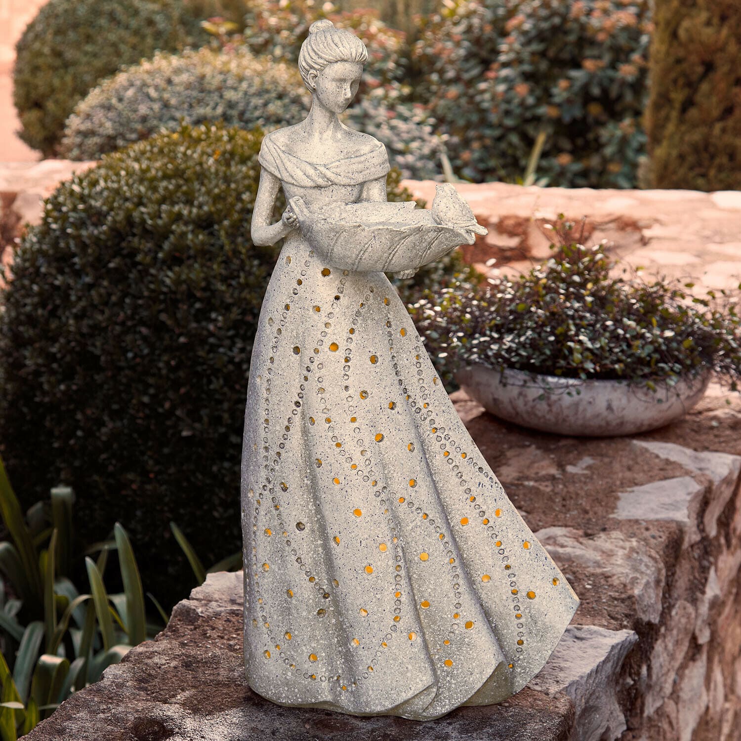 Statuina decorativa a LED Maurelle