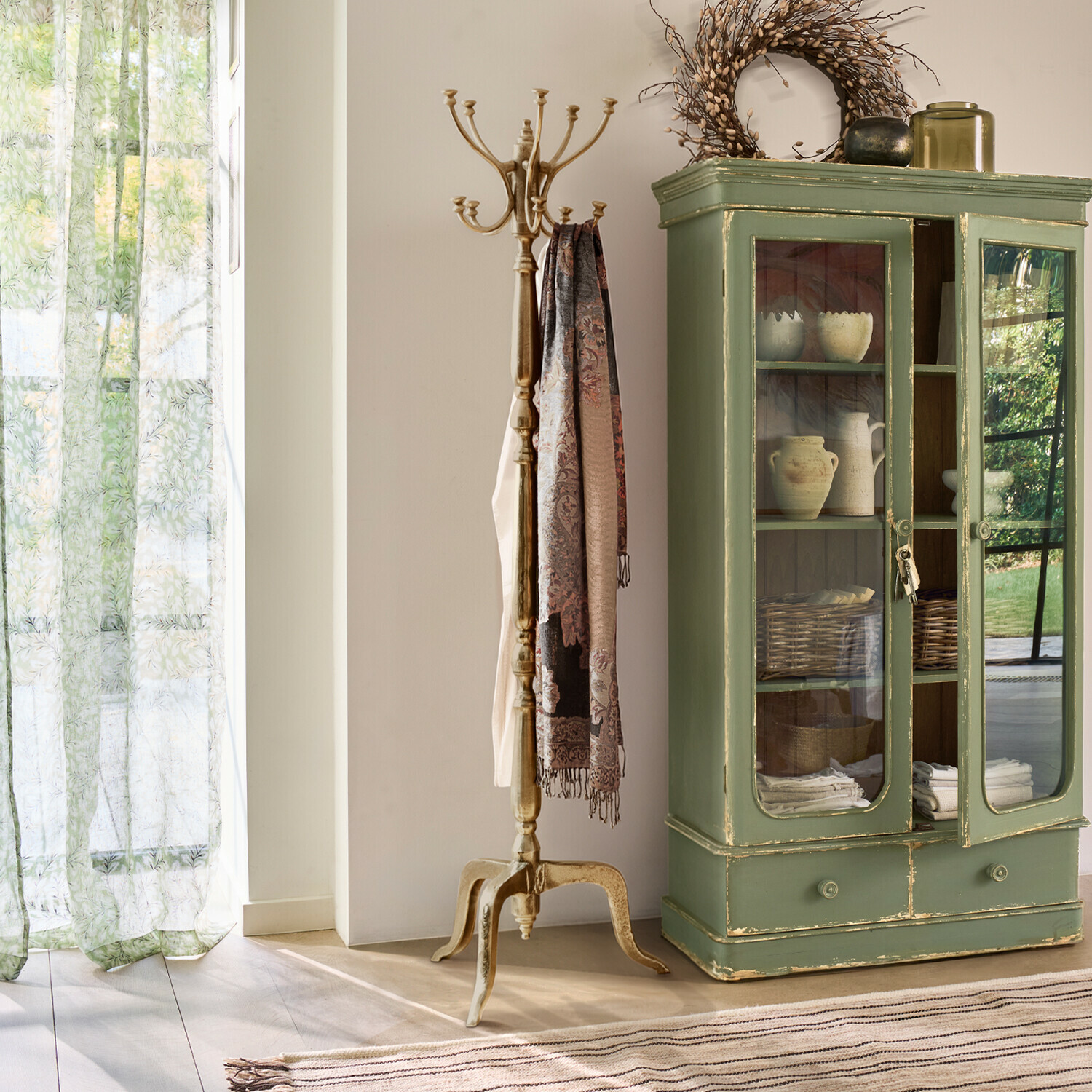 Attaccapanni in metallo color oro antico in stile classico per ingresso