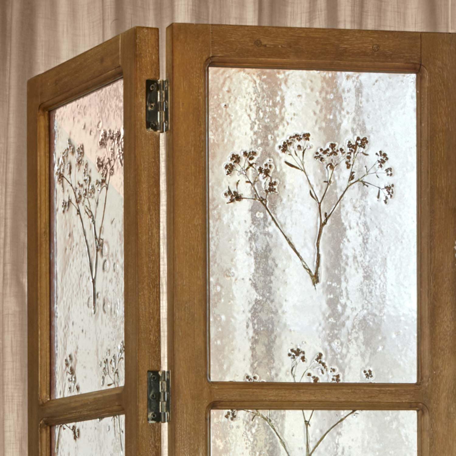 Paravento in legno con vetro satinato decorato con fiori secchi, arredo naturale per interni
