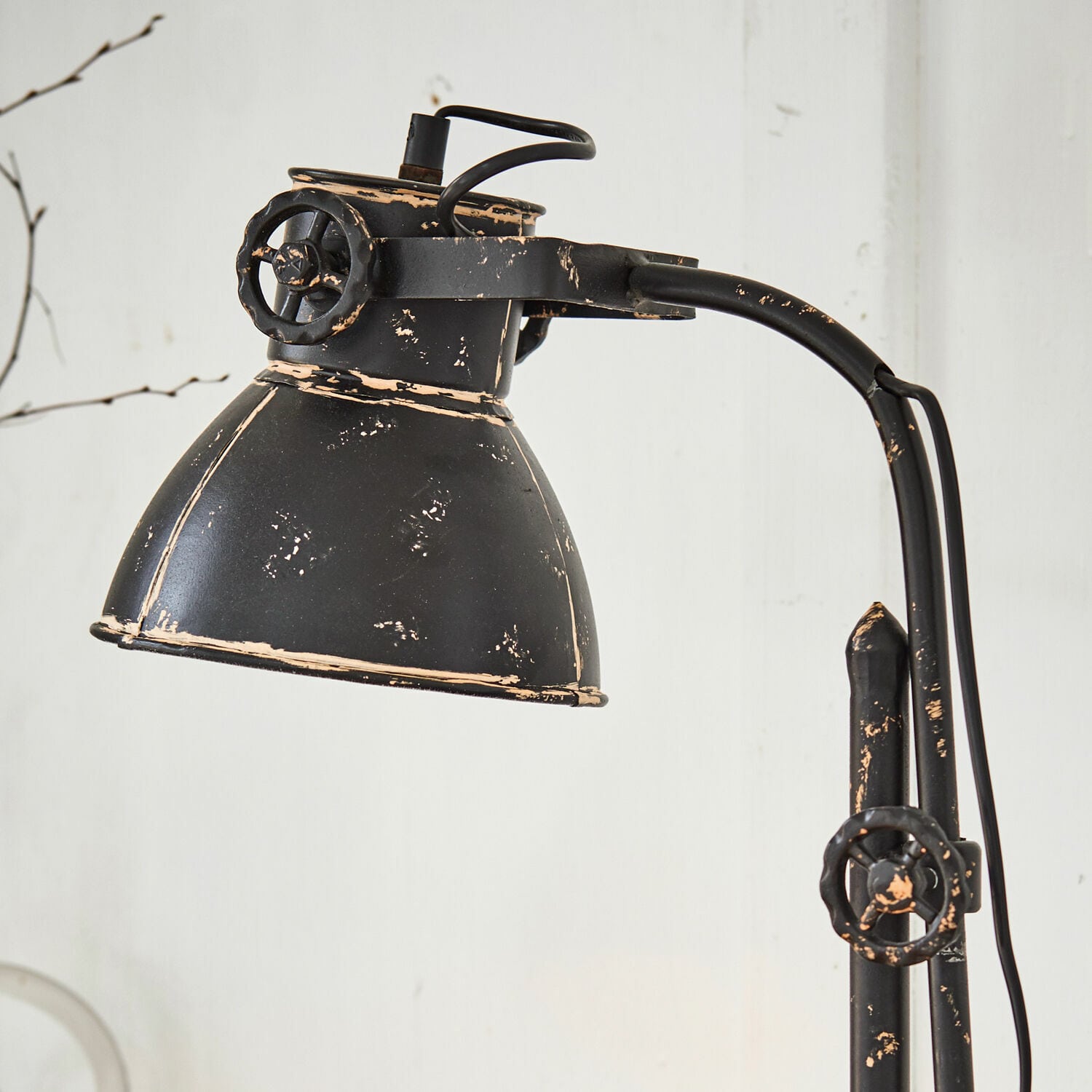 Lampada da tavolo Jonava